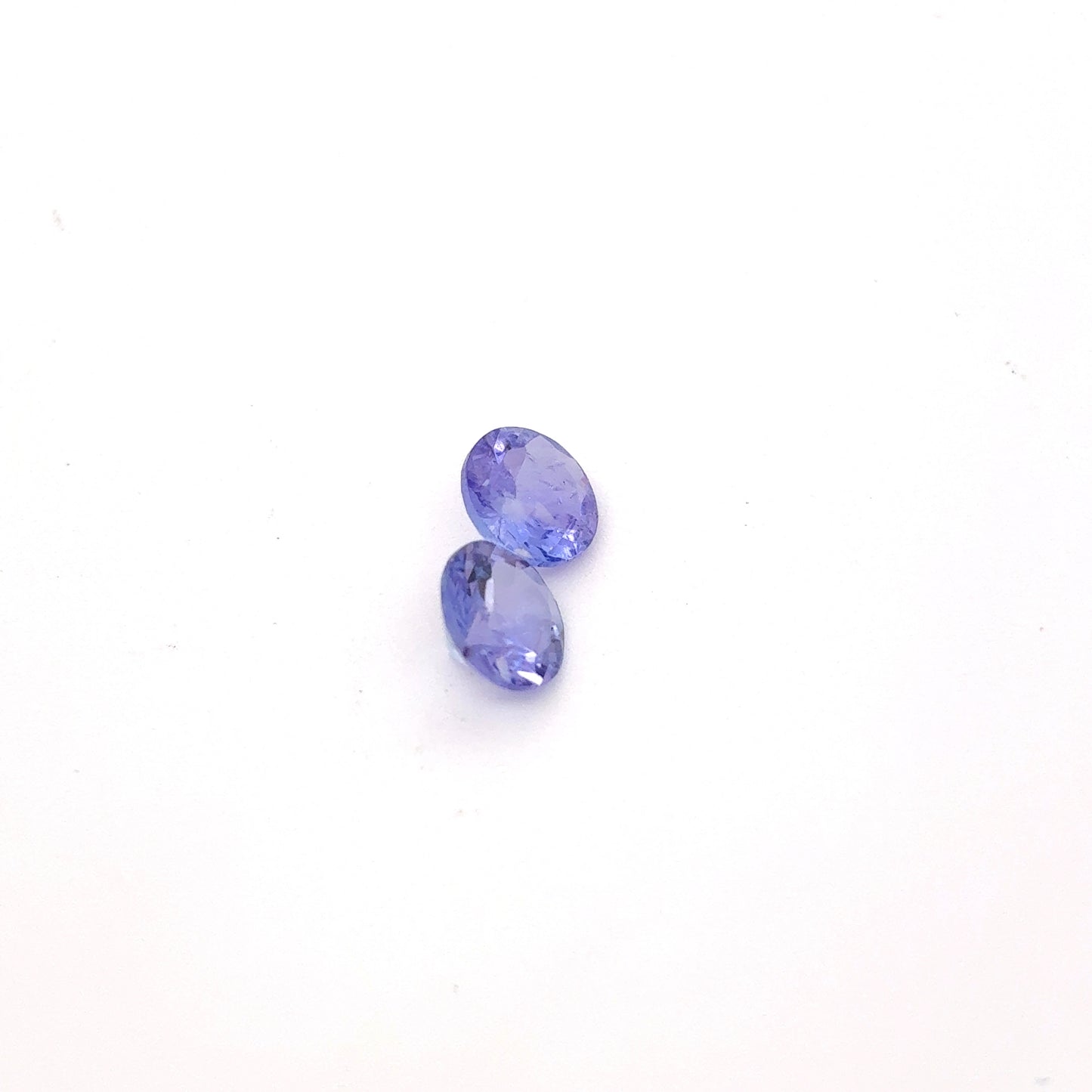 Pair of Loose Tanzanite Gemstones 5mm Round Cut Faceted