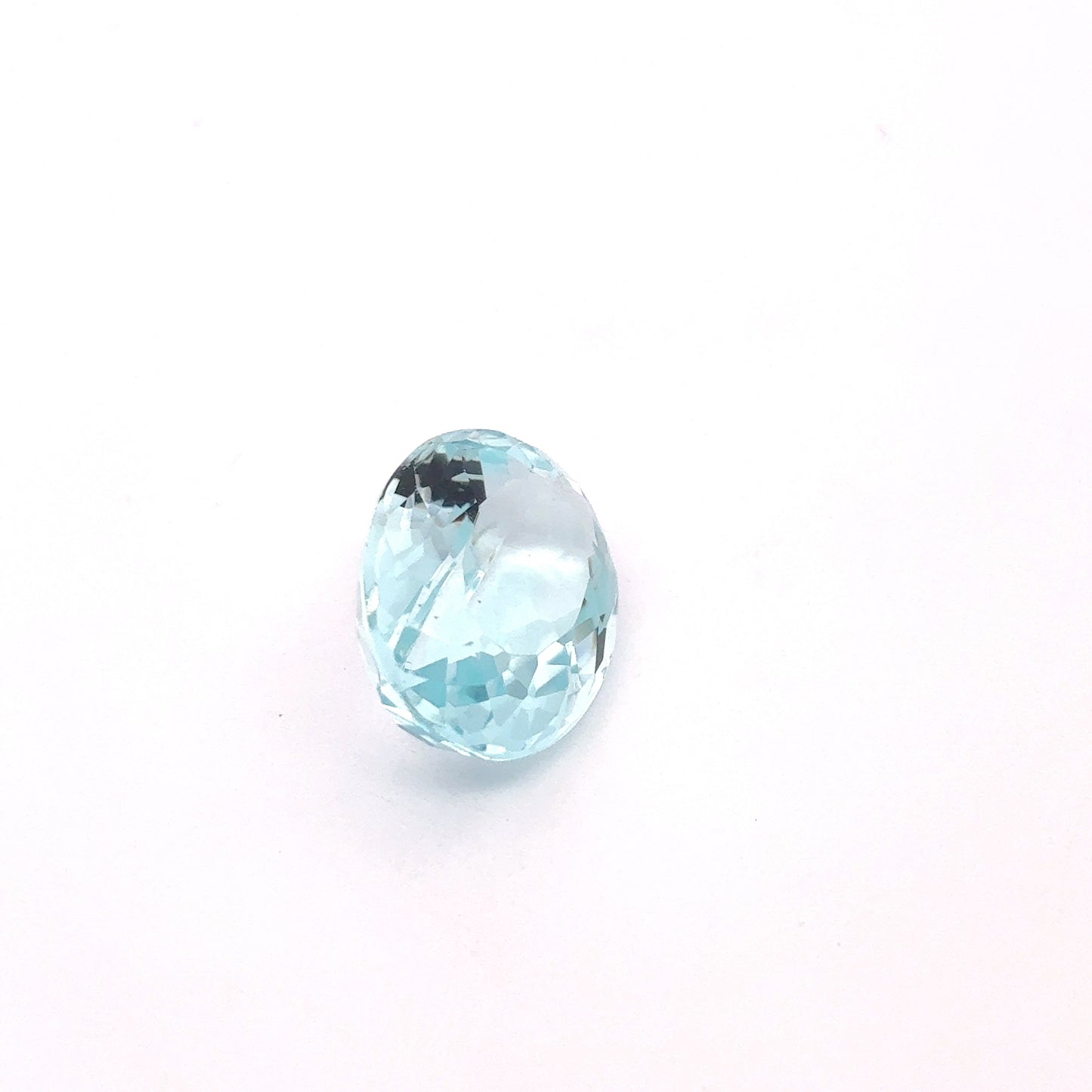6.25 carat Aquamarine, 14x10.6mm Oval Cut