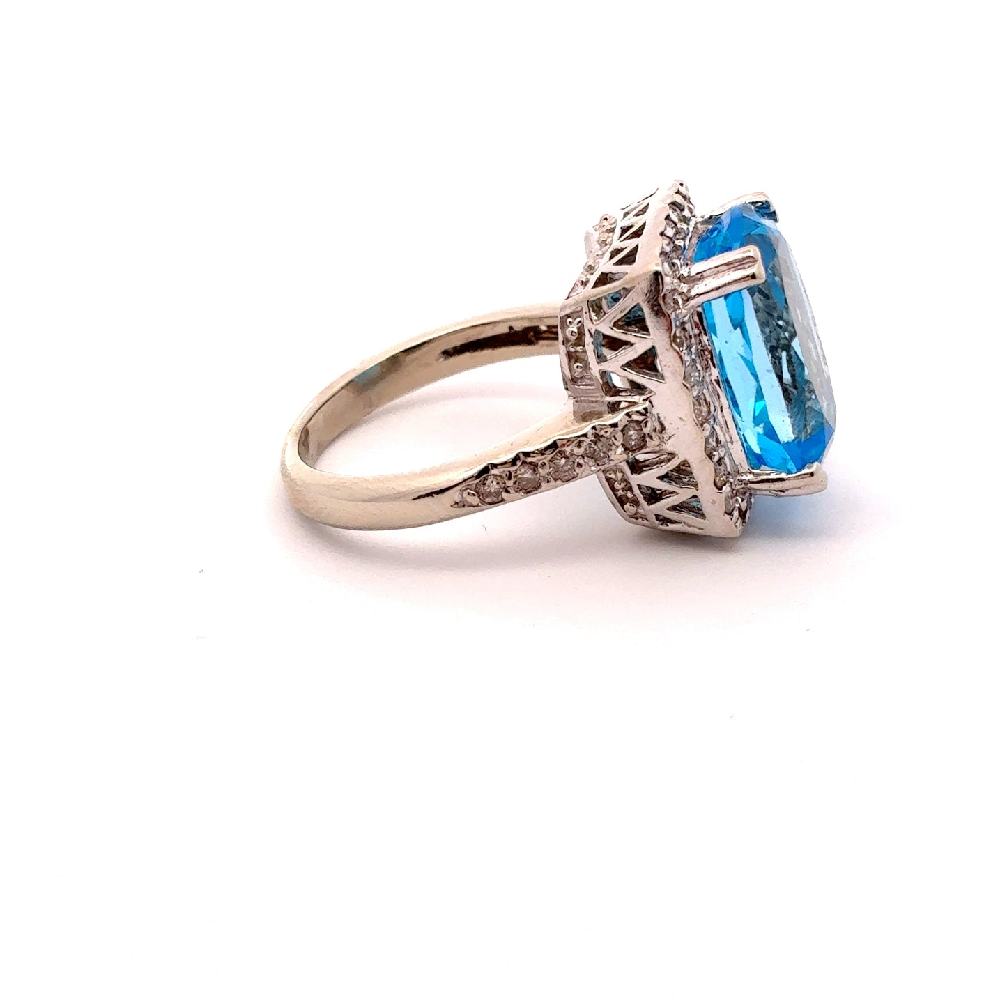 14k White Gold Blue Topaz & Diamond Ring Size 6 3/4