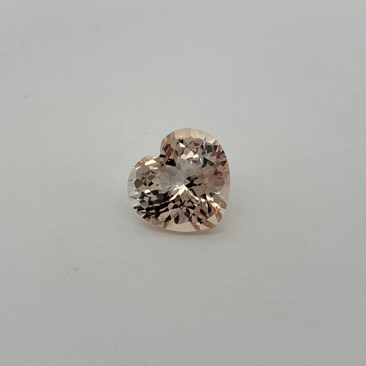 21 carat Light Topaz, 17.5x16.3mm Heart-Shaped