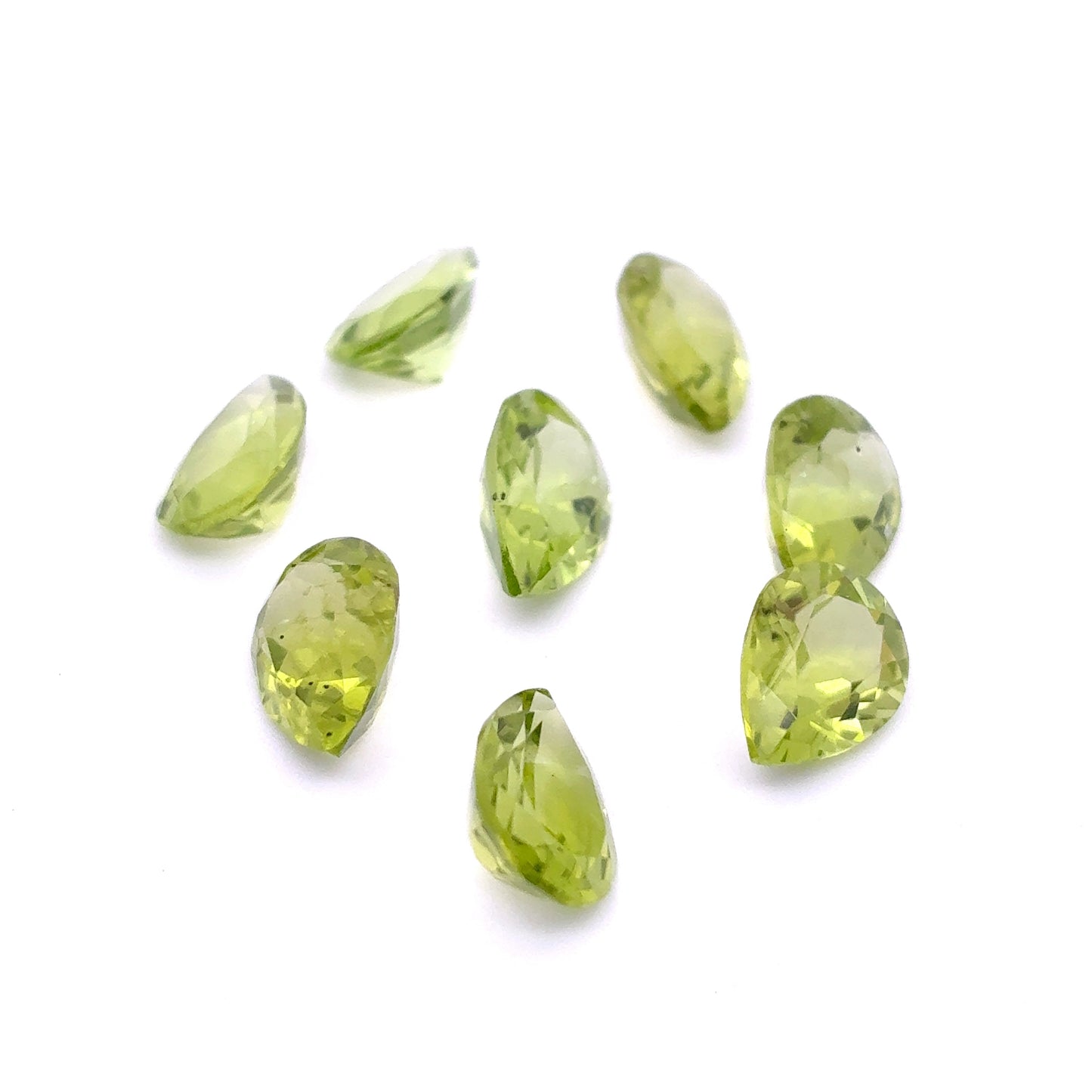 One 8x6mm Green Peridot Pear Cut 1 carat