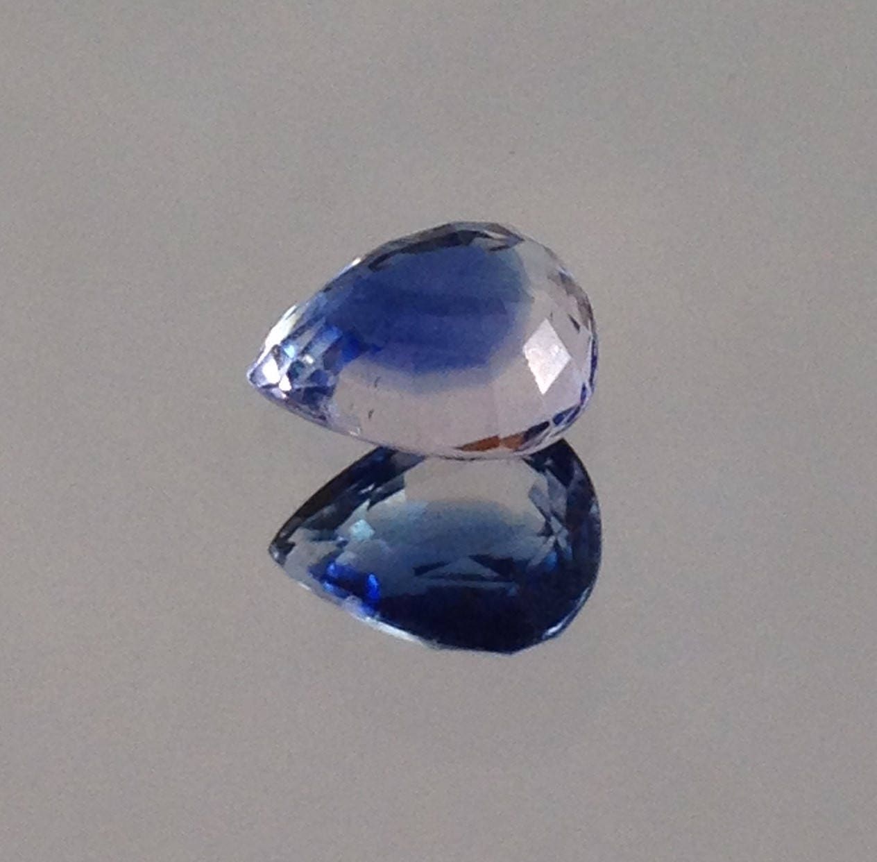 1.68 Carats Natural Blue Sapphire 7.7x6.7mm Pear Unique Corundum Wholesale Gem Faceted Loose Gemstone