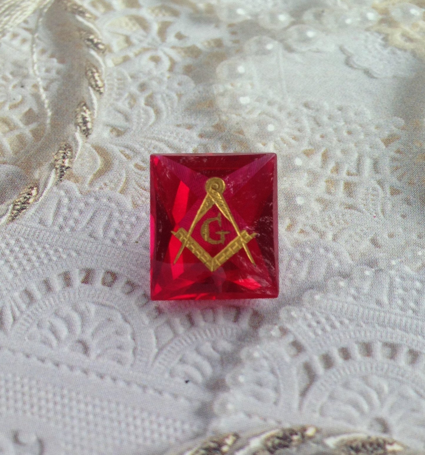 14x12mm 10.6 carats Rectangle Synthetic Ruby Masonic G Mason Faceted Carved Gold Coated Compas & Square