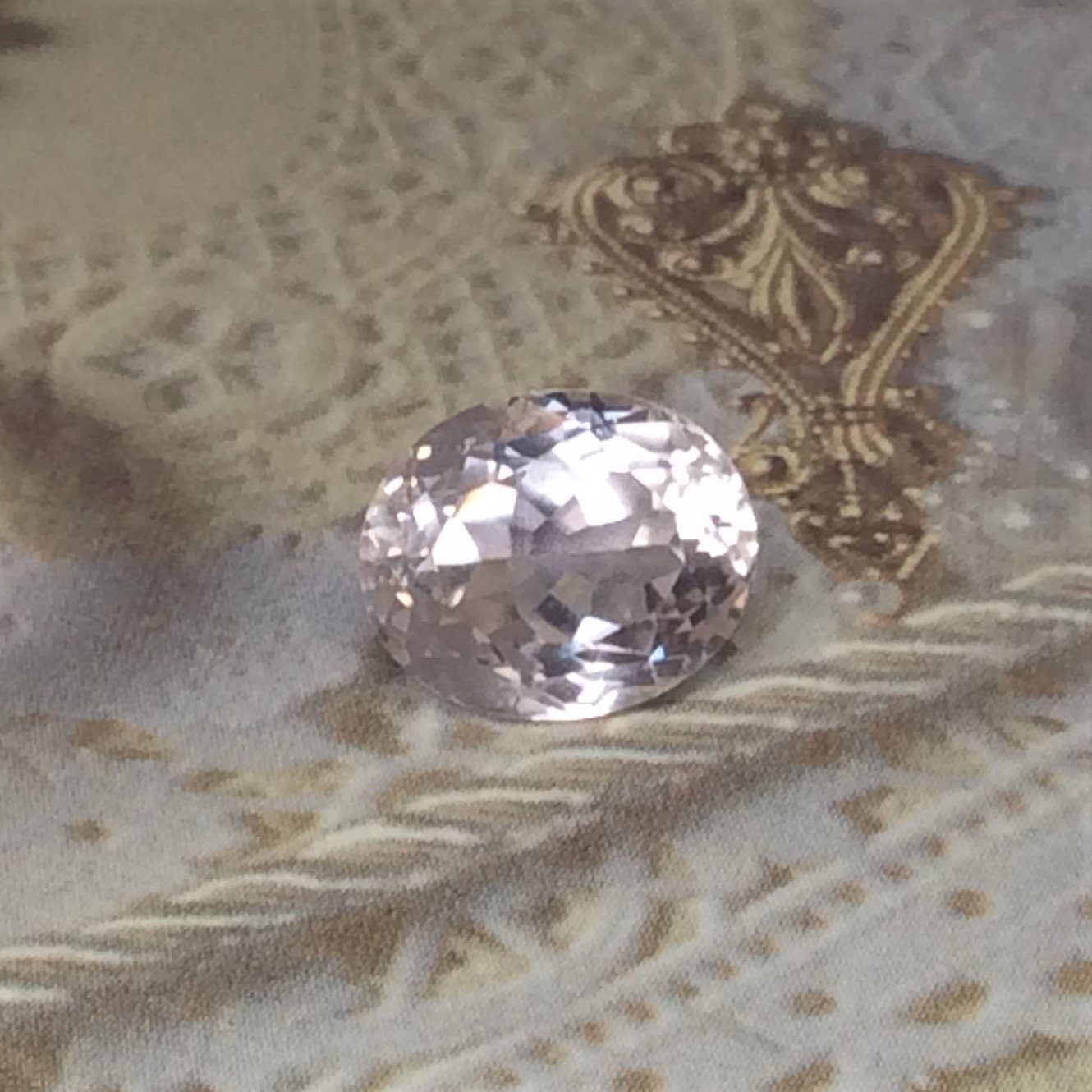 11x9mm Kunzite 5.31 carats Oval Cut Light Peach Spodumene Faceted Gem Loose