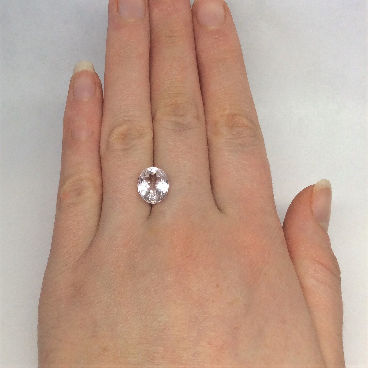 11x9mm Kunzite 5.31 carats Oval Cut Light Peach Spodumene Faceted Gem Loose