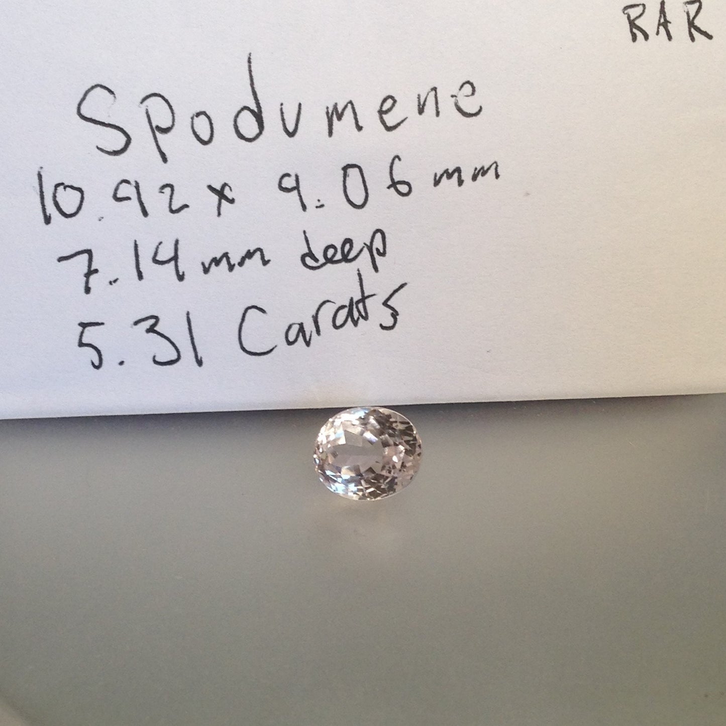 11x9mm Kunzite 5.31 carats Oval Cut Light Peach Spodumene Faceted Gem Loose