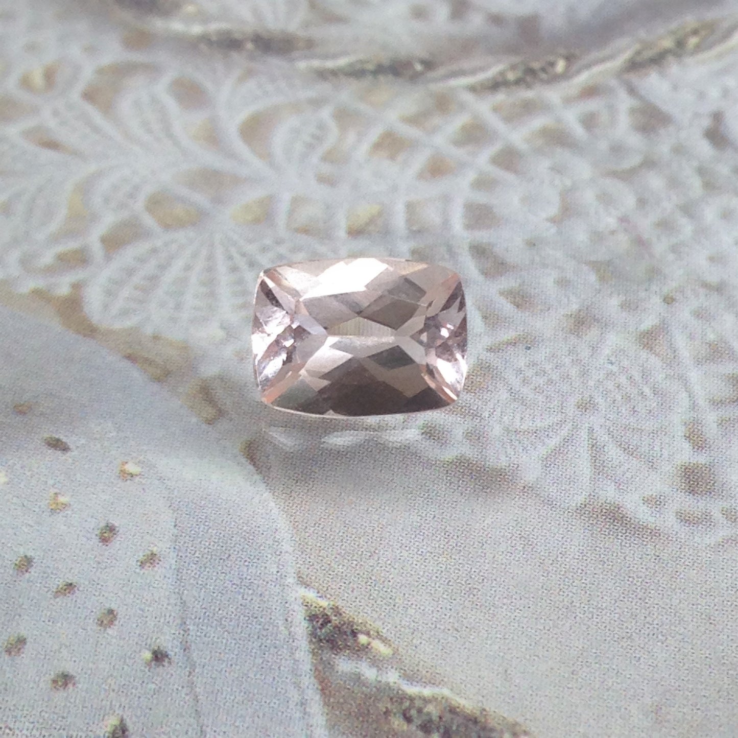 Morganite 8x6mm 1.28 Cushion Rectangle Cut Pinkish Purplish Peach Loose Gem Unmounted Gemstone For Engagement Ring Wholesale Tested Beryl