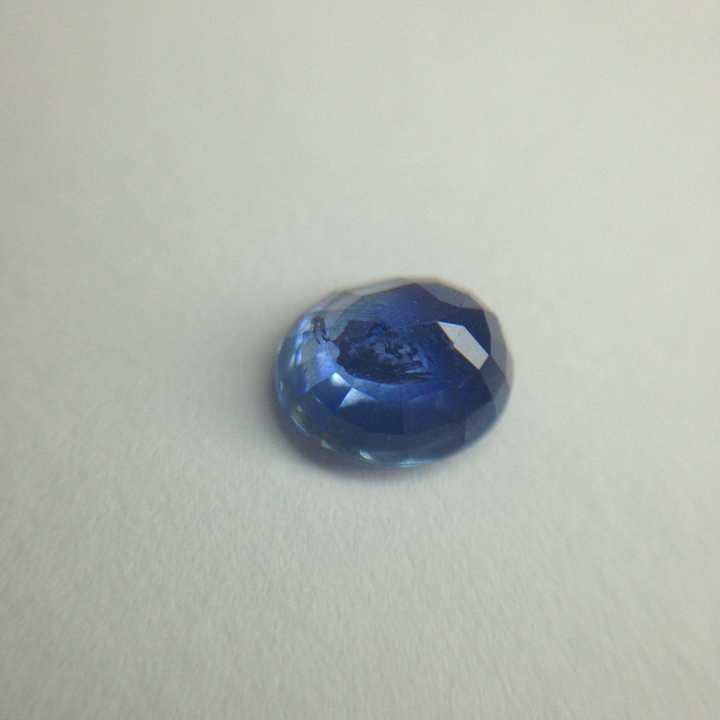 Natural Blue Sapphire 6x5mm Oval 0.88 Carat Corundum Pretty Blue Wholesale Gem Faceted Loose Unmounted Gemstone between 5x6 millimeters