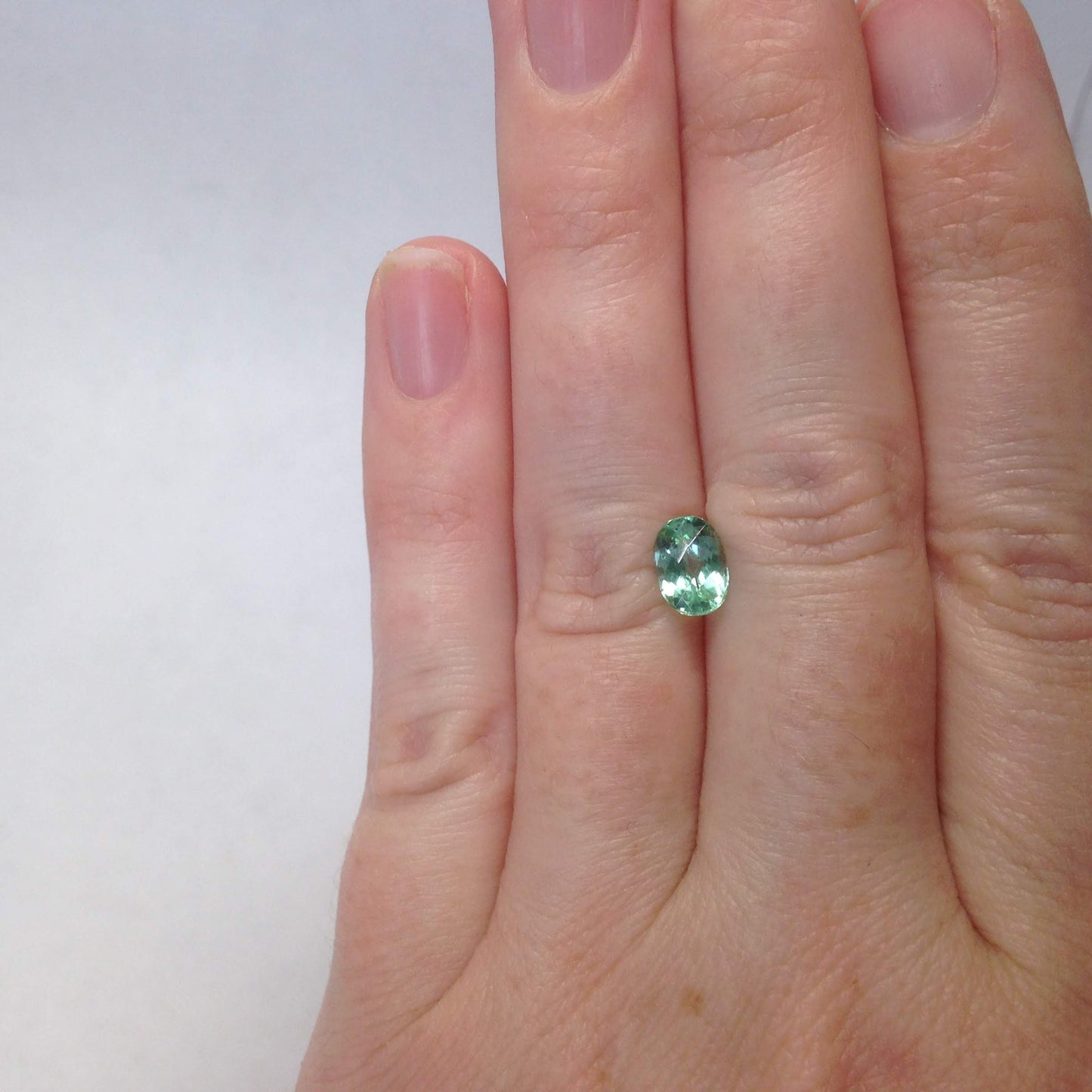 Natural Green blue Iron Bearing Tourmaline Gorgeous Color 7x5 mm Carat Faceted Loose Gemstone Oval Checkerboard Cut Unmountedl gem jewelry