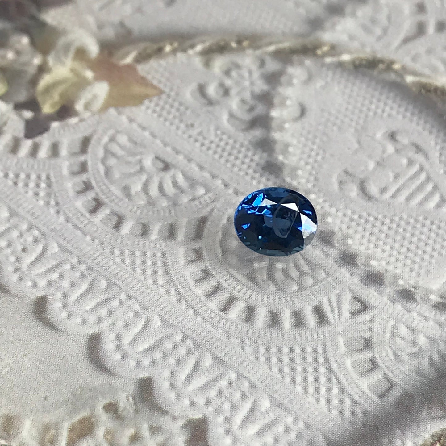 1.10 Carats Natural Blue Sapphire 6.5x5.4 mm Oval Corundum Blue Wholesale Gem Faceted
