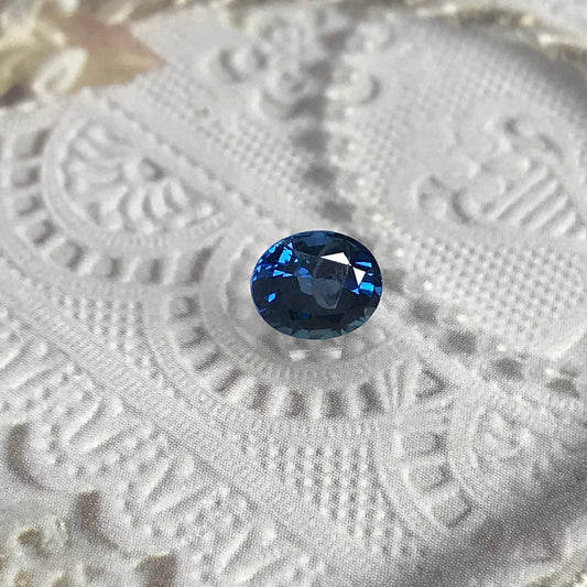1.10 Carats Natural Blue Sapphire 6.5x5.4 mm Oval Corundum Blue Wholesale Gem Faceted