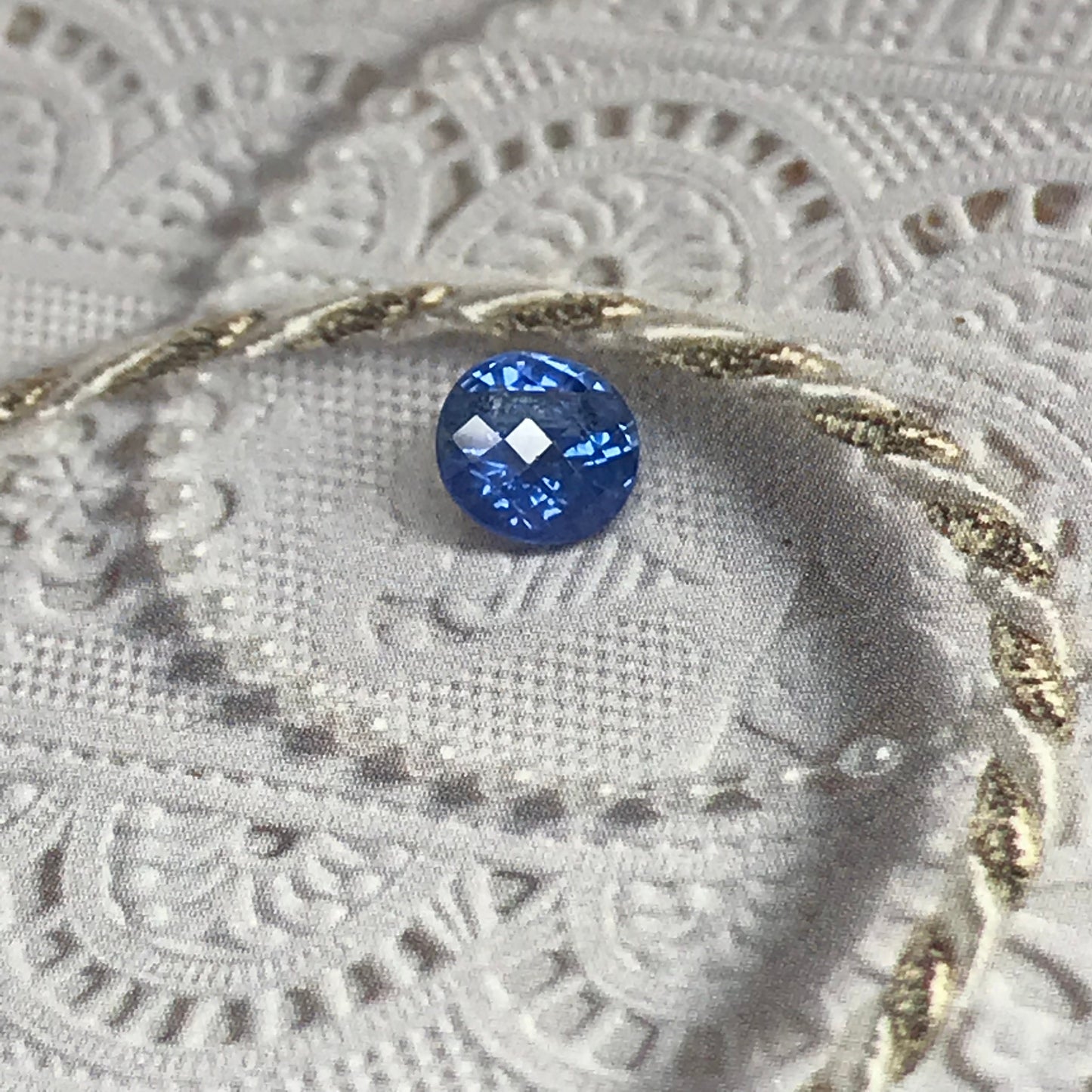 Natural Medium Blue Sapphire 6 mm roval round 1.73 Carats Oval Corundum Gem Faceted Loose Unmounted Gemstone Fancy prob Heat checkerboard ct