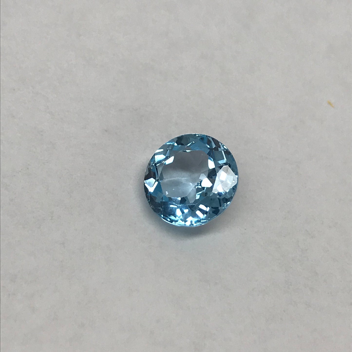 13mm Round Sky Blue Topaz 10 Carat, Loose Unmounted Gemstone Faceted Gem Light Blue, Flowing Gems