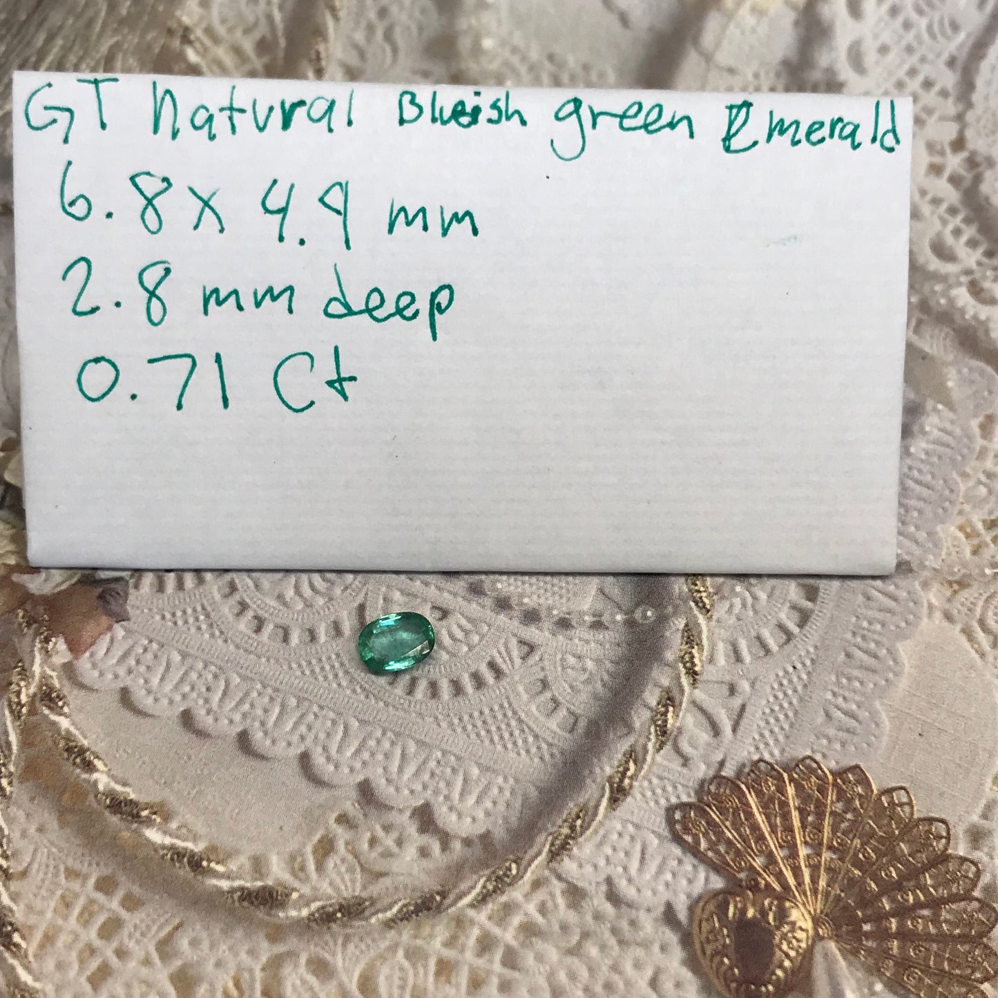 0.71 carats Natural Emerald 6.8x4.9 mm Oval Cut Faceted Gemstone Wholesale Gem Nice Bluish Green Real Natural Transparent Green US Seller