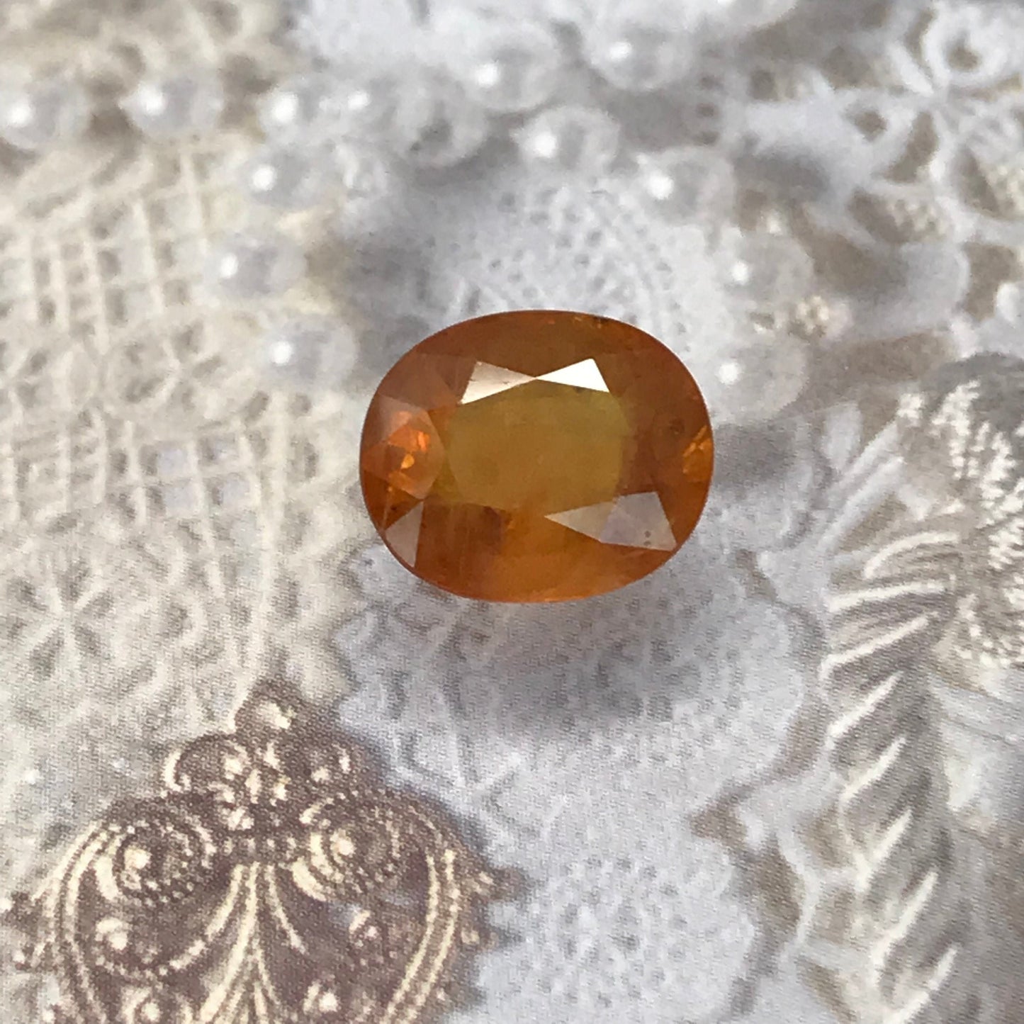 12x10mm Natural Orange Sapphire 6.24 Carats Oval Cut Be Treated Earth Mined Sapphire Corundum Faceted Loose Orange Gemstone,