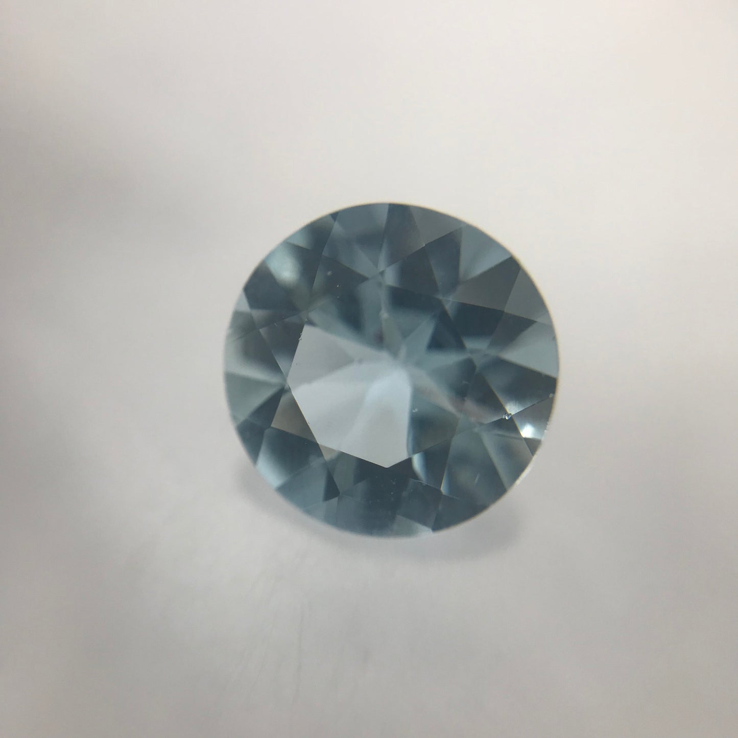 10mm Natural Light Aquamarine 2.70 carats Pale Sky-Blue Round Cut Loose Faceted March Birthstone