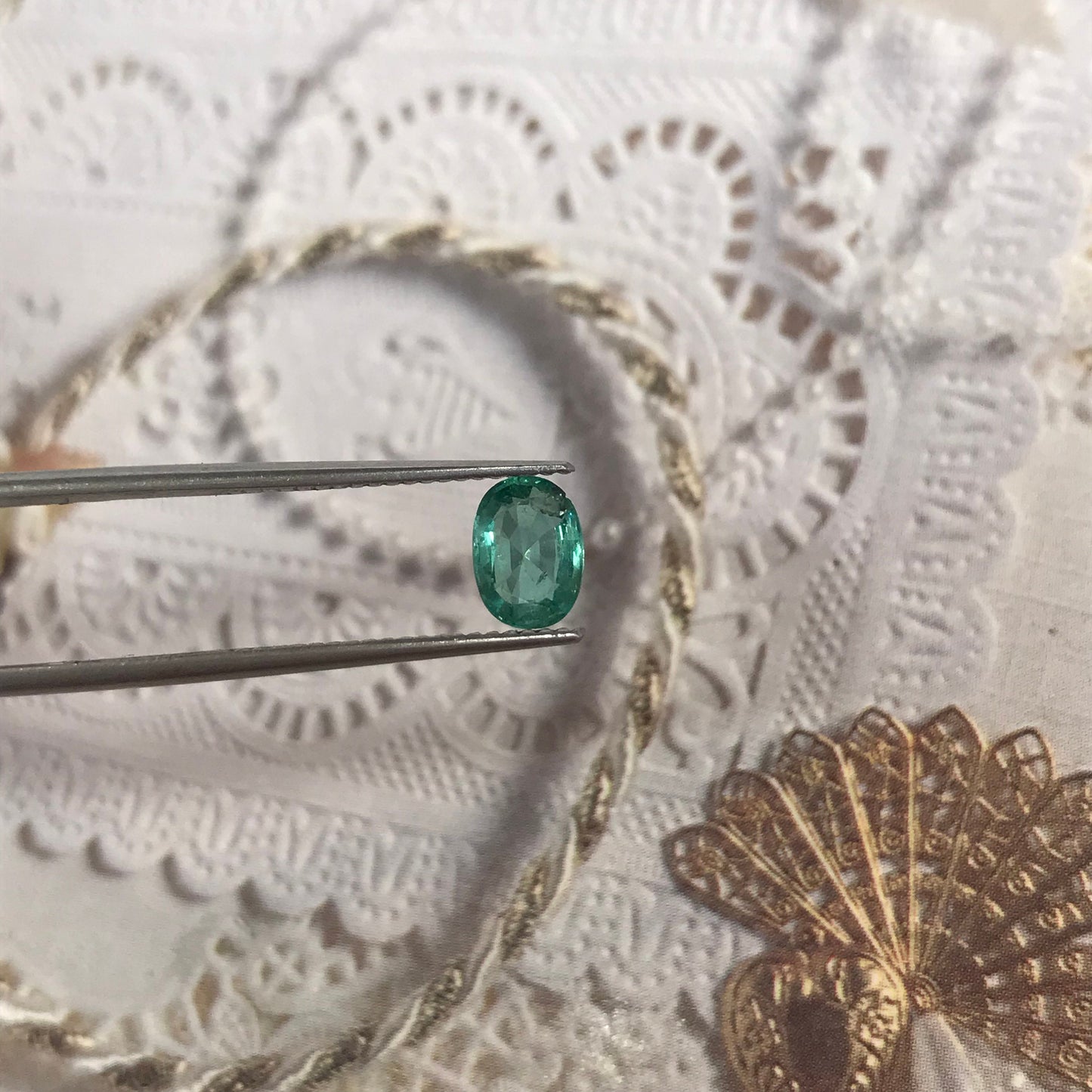 0.71 carats Natural Emerald 6.8x4.9 mm Oval Cut Faceted Gemstone Wholesale Gem Nice Bluish Green Real Natural Transparent Green US Seller