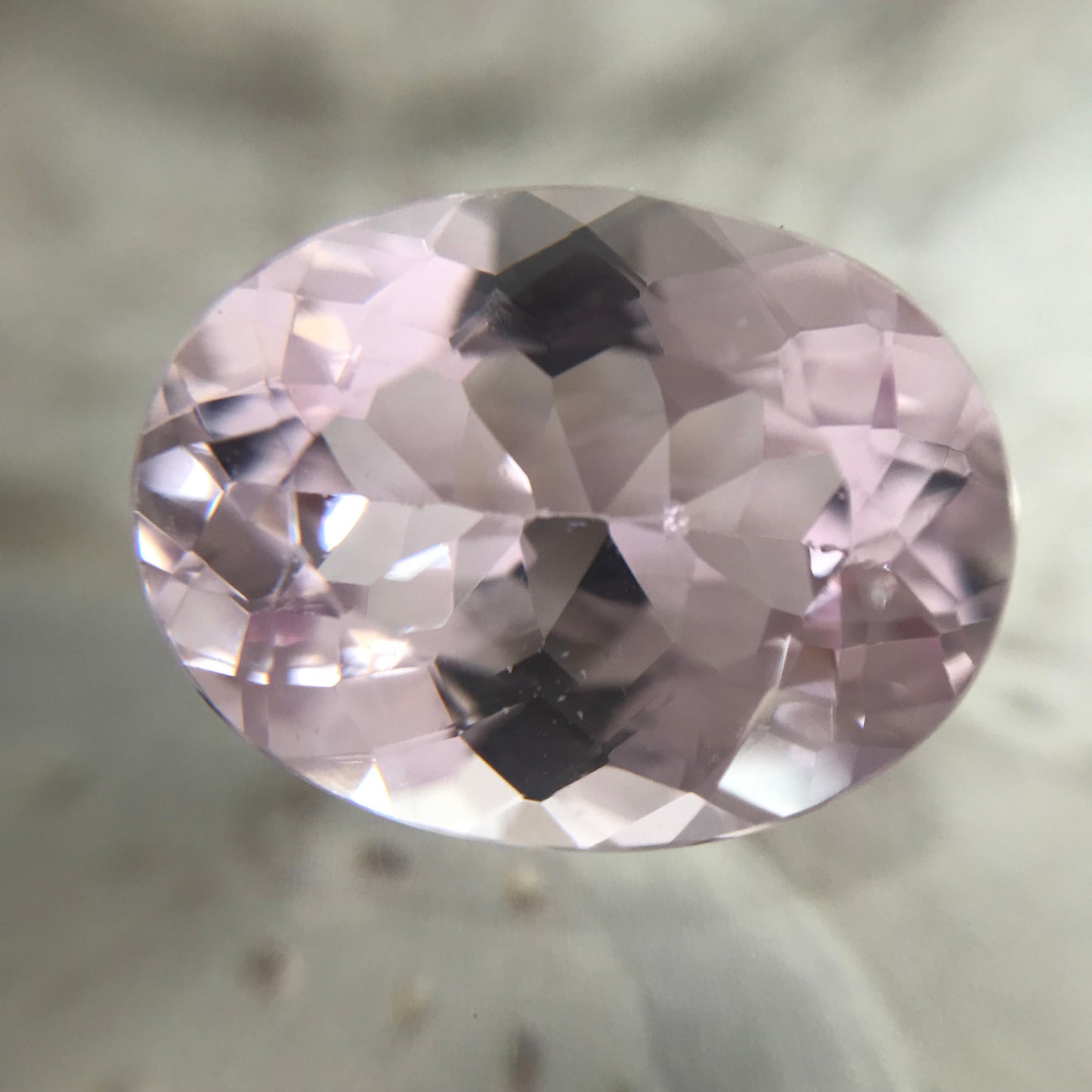 16x12mm Kunzite Spodumene 9.77 Carat Loose Gemstones Oval cut
