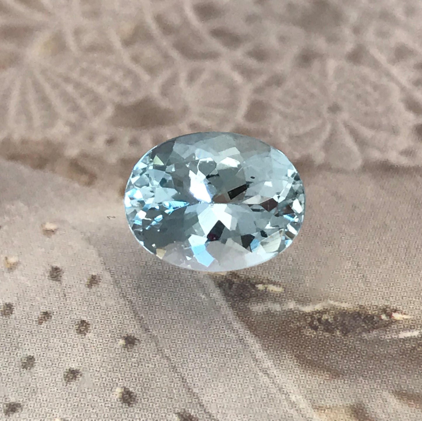 Natural Sky Blue Aquamarine 9x7mm 1.6 carats Light Blue Oval Cut Loose Gem Faceted Gemstone Beryl March Birthstone - 7 x 9 mm Aquamarine