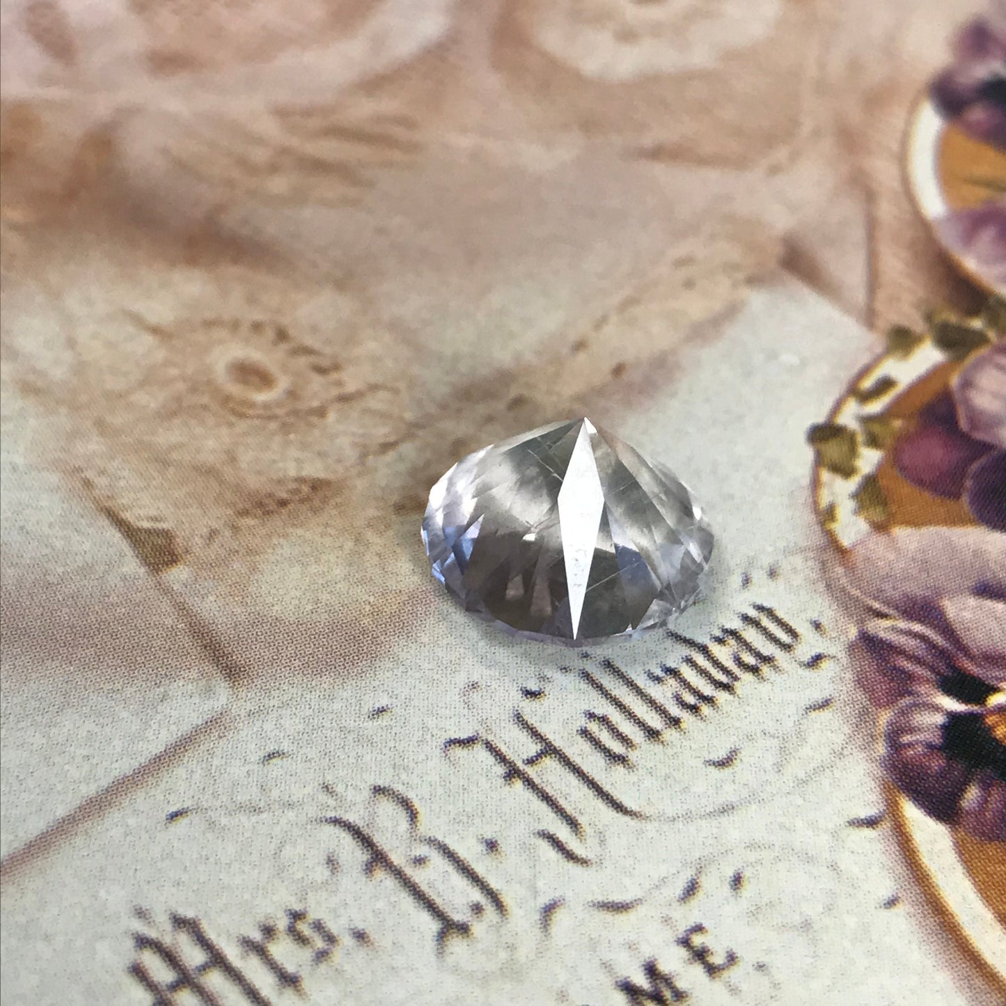 Round Brilliant Fluorite 7.30 Carat 11.6mm Round, Faceted Loose Unmounted Light Greyish Gemstone US Cut, Natural Faceted Fluorite Crystal