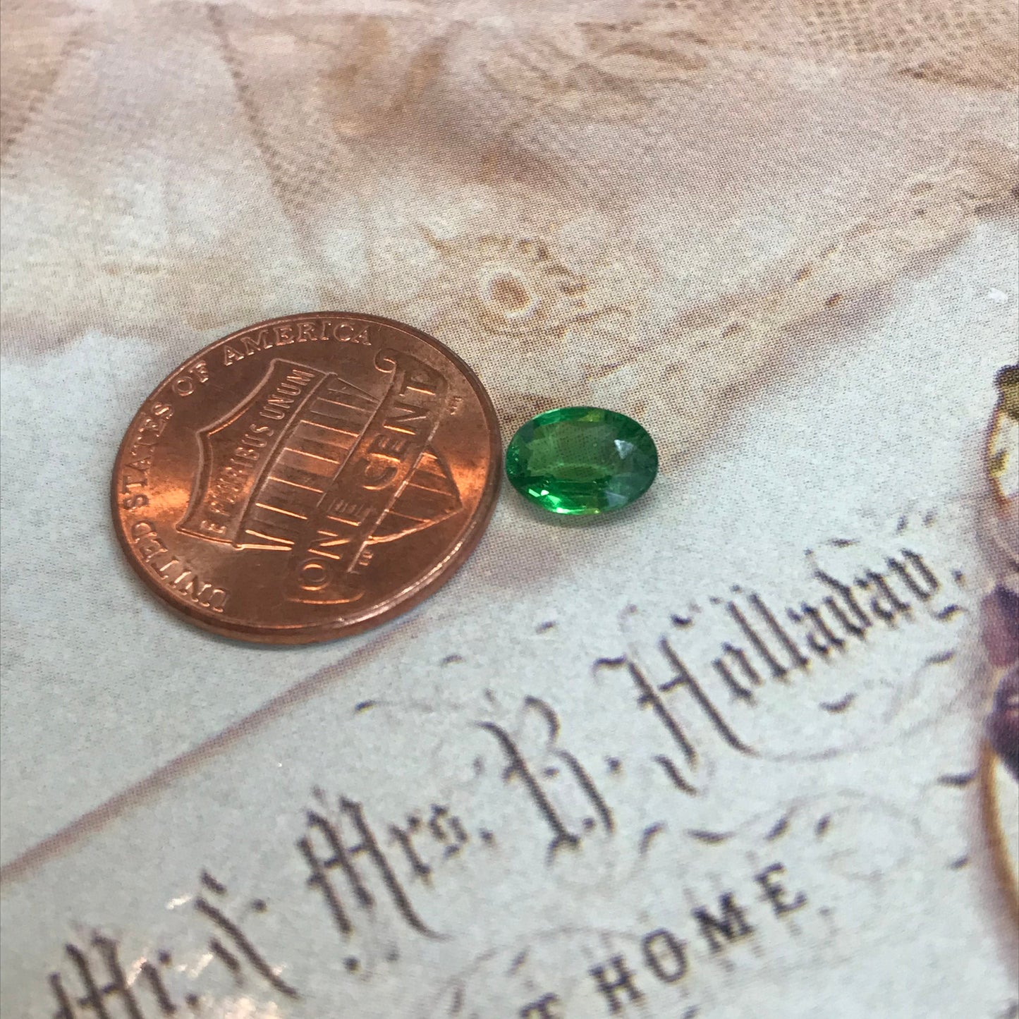 Natural Tsavorite Garnet 0.91 carats 7x5mm Faceted Oval cut