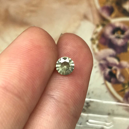 Reserved For Rebecca 5mm Montana Sapphire 0.50 Carat Unheated Light Green Yellow Round Cut, American Faceted, 4.8mm