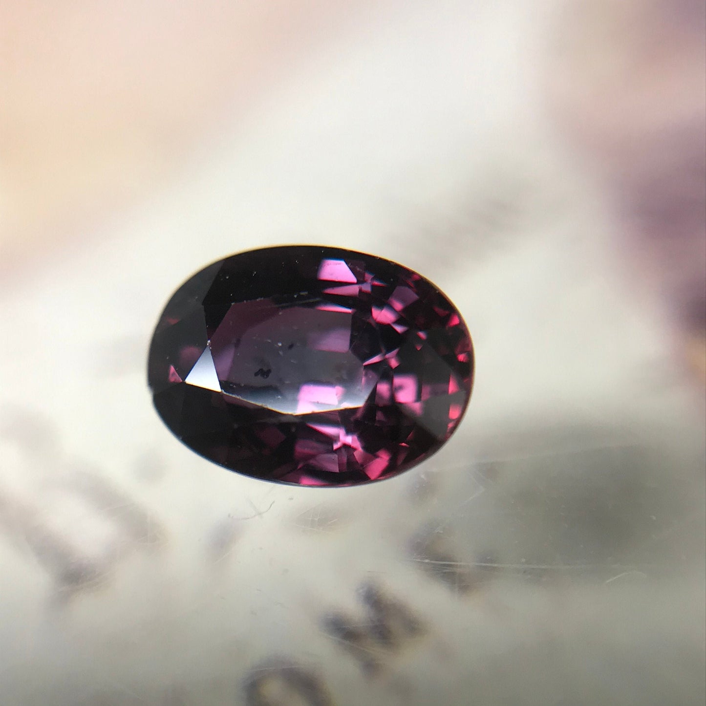 1.15 carat Natural Fancy Sapphire 7x5mm Oval Purple Red Loose Gem Unmounted