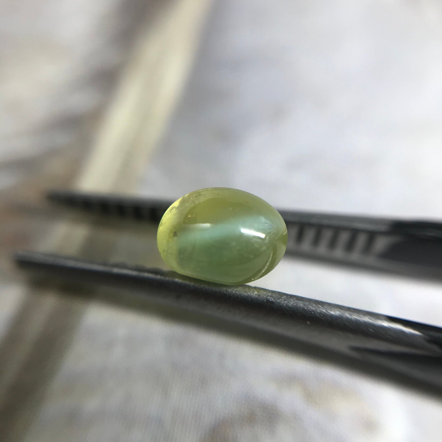 Natural Cat's Eye Chrysoberyl 1 Carat 5.4x4 mm Oval Unmounted Loose Cabochon Yellow Green Honey Colored Real Rare Gemstone Flowing Gems