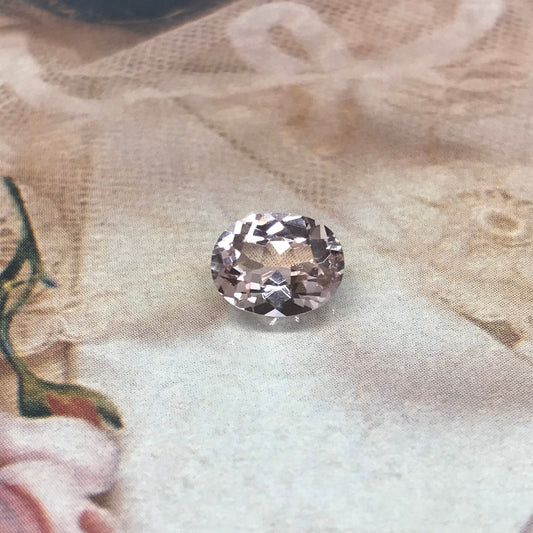 Morganite 1.77 cts 9x7mm Oval Cut Light Peach Pink Color Faceted Gem Loose Beryl Gemstone Unmounted Stone 7x9mm US Seller Flowing Gems