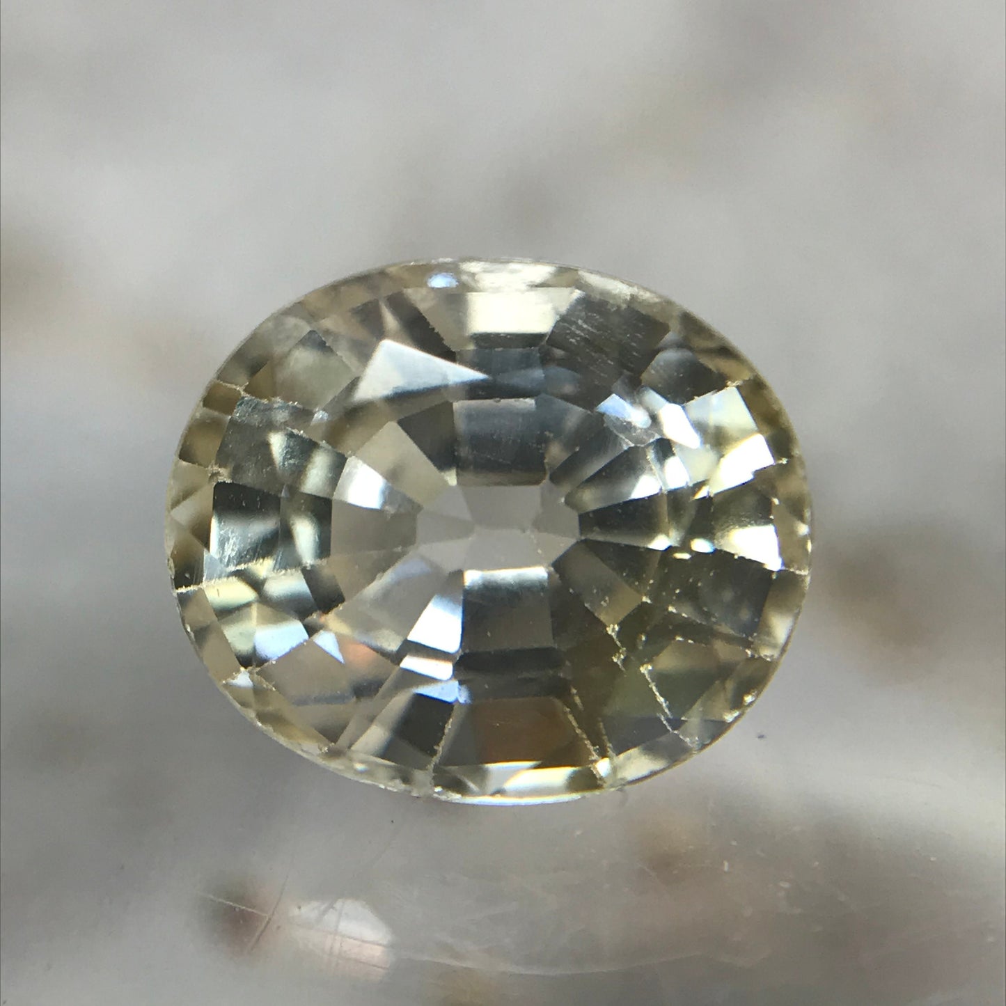 Natural Light Yellow Sapphire 1.11 cts 6.4x5.4mm Oval Corundum Gem Faceted Loose Unmounted Gemstone Probably No Heat 6x5mm