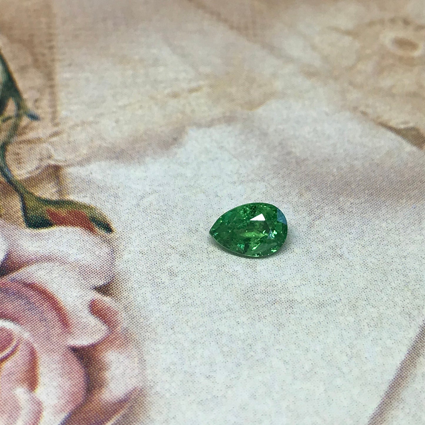 Green Tsavorite Garnet 0.57 carat 5.9x4.1mm Pear Cut, Wholesale Faceted Loose Unmounted Gemstone for Jewelry, Emerald look a like.