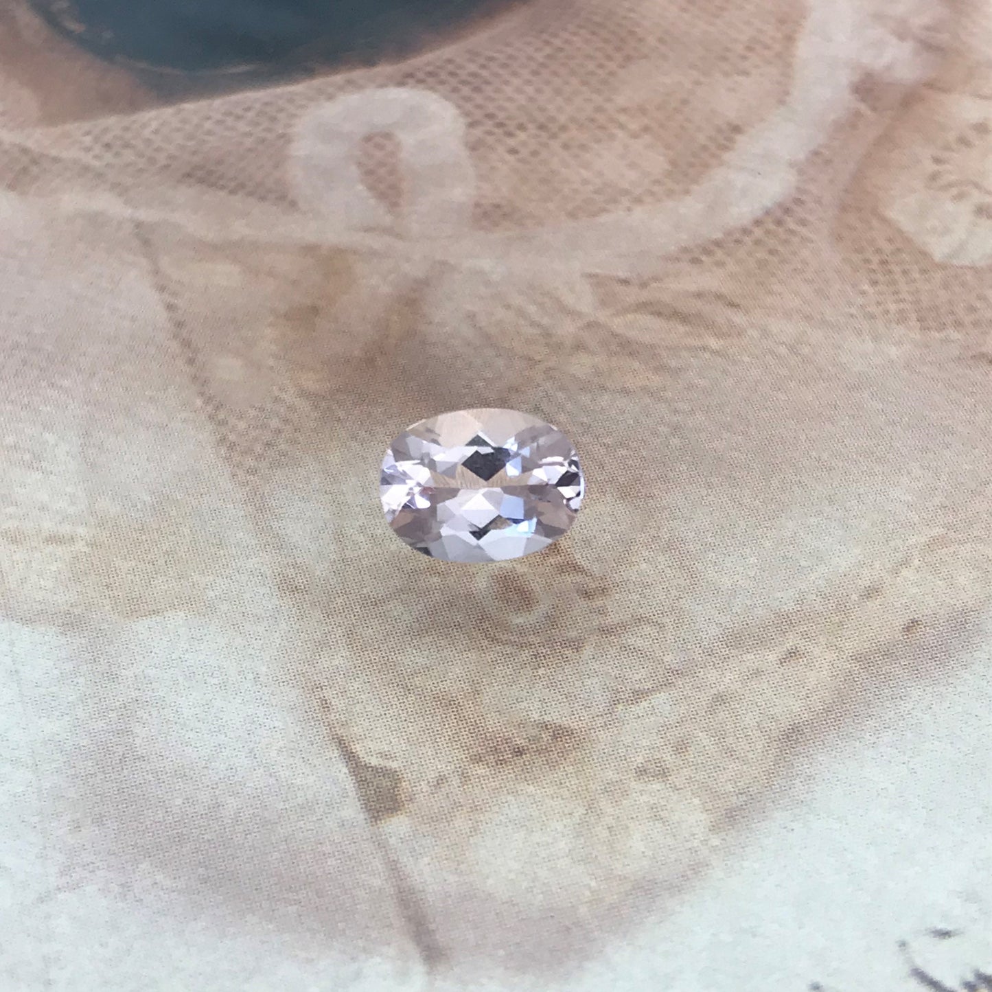 Morganite 1.1 carats 8x6 mm Oval Cut Light Purplish Pink Morganite, Faceted Loose Beryl Gemstone for Jewelry