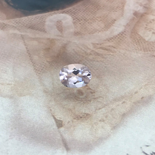 Morganite 1.1 carats 8x6 mm Oval Cut Light Purplish Pink Morganite, Faceted Loose Beryl Gemstone for Jewelry