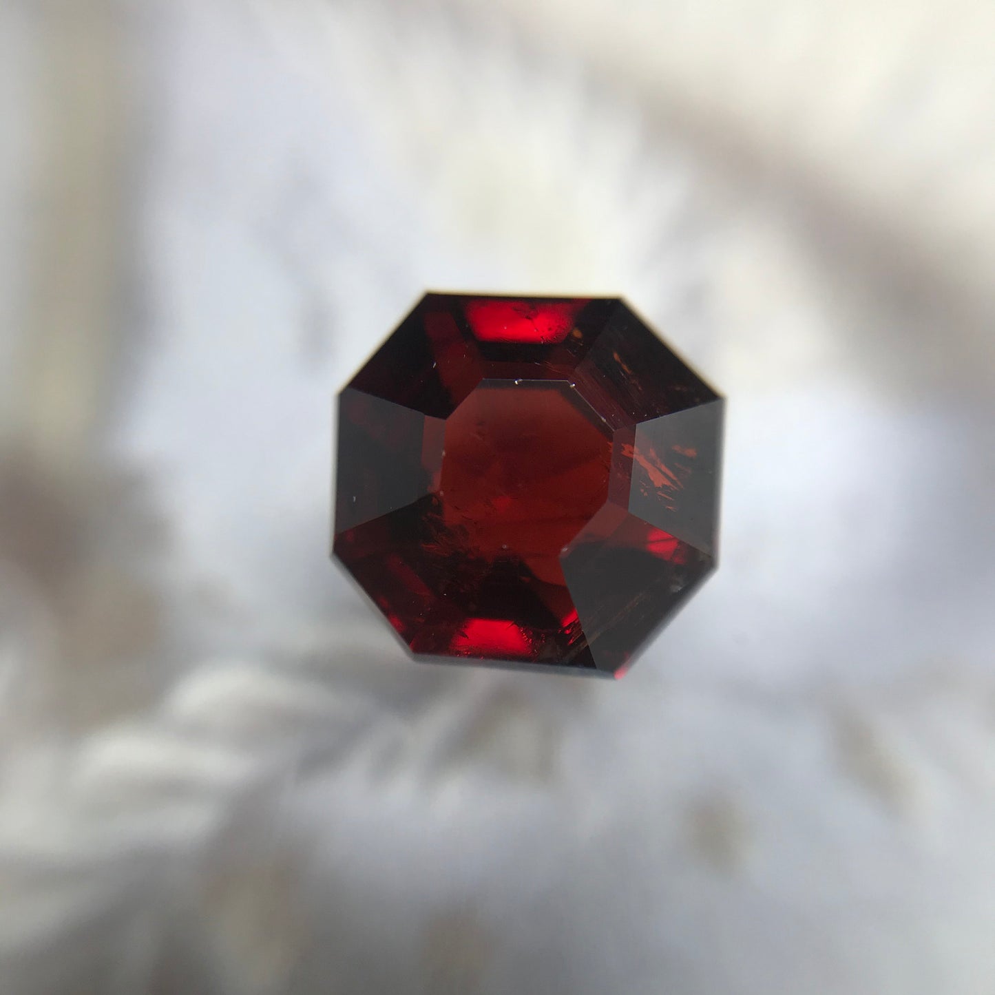Natural Red Spessartite Garnet 4.88 carats 9mm Octagon Cut Faceted Loose Unmounted Gemstone for Jewelry Genuine Gem