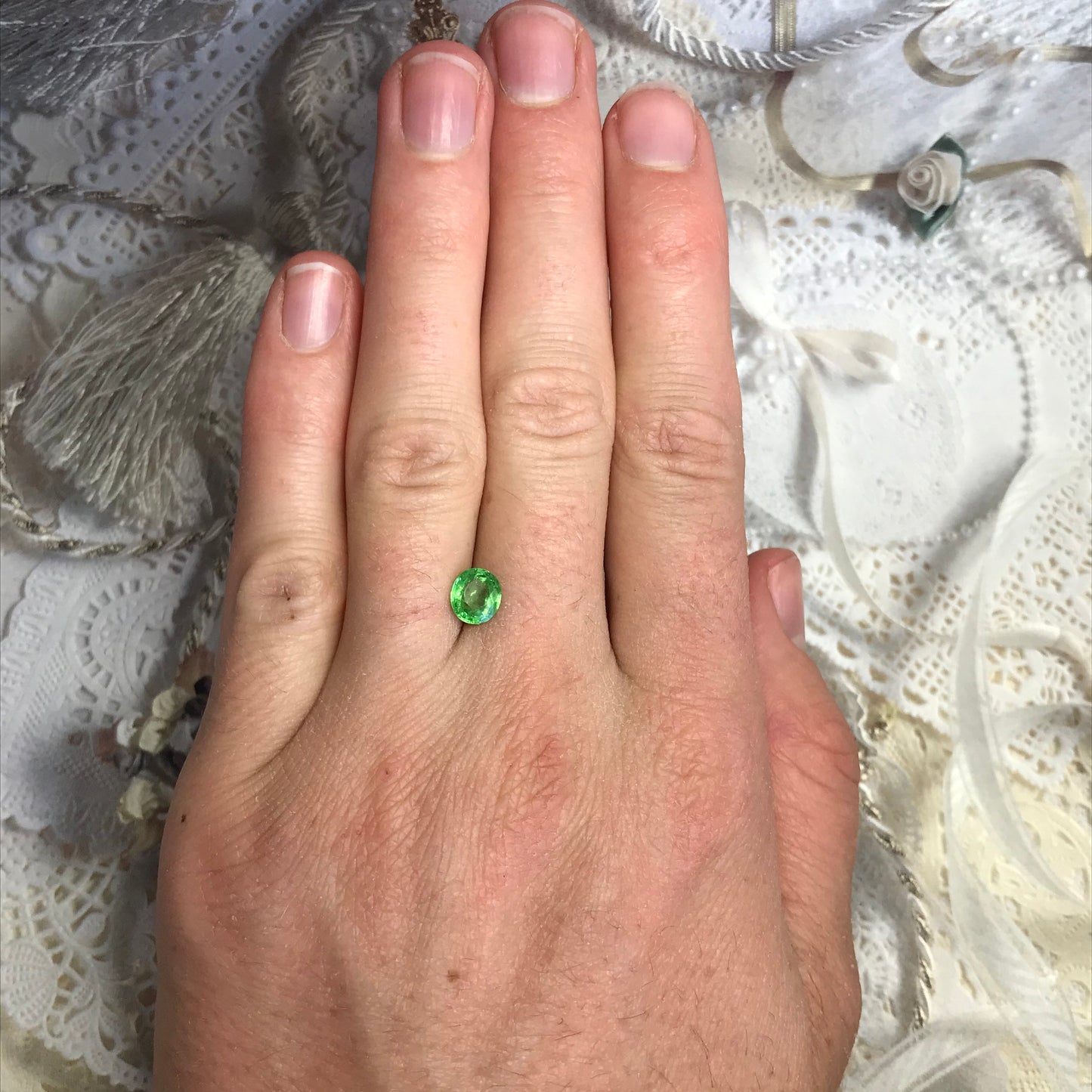 Natural Tsavorite Garnet 1.05 carats 6.6x6mm Faceted Oval Genuine Gemstone Unmounted Loose Gem Earth Mined Green Garnet