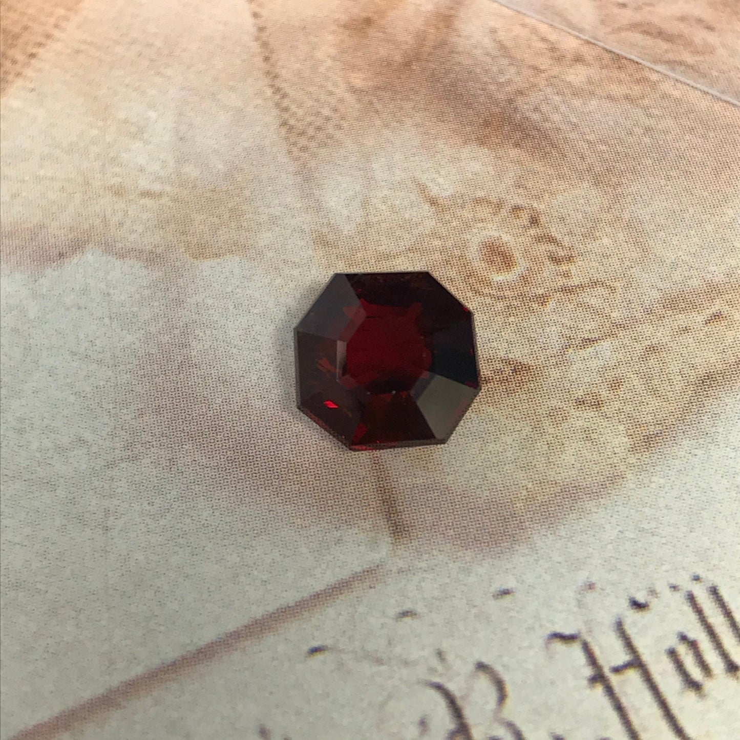 Natural Red Spessartite Garnet 4.88 carats 9mm Octagon Cut Faceted Loose Unmounted Gemstone for Jewelry Genuine Gem