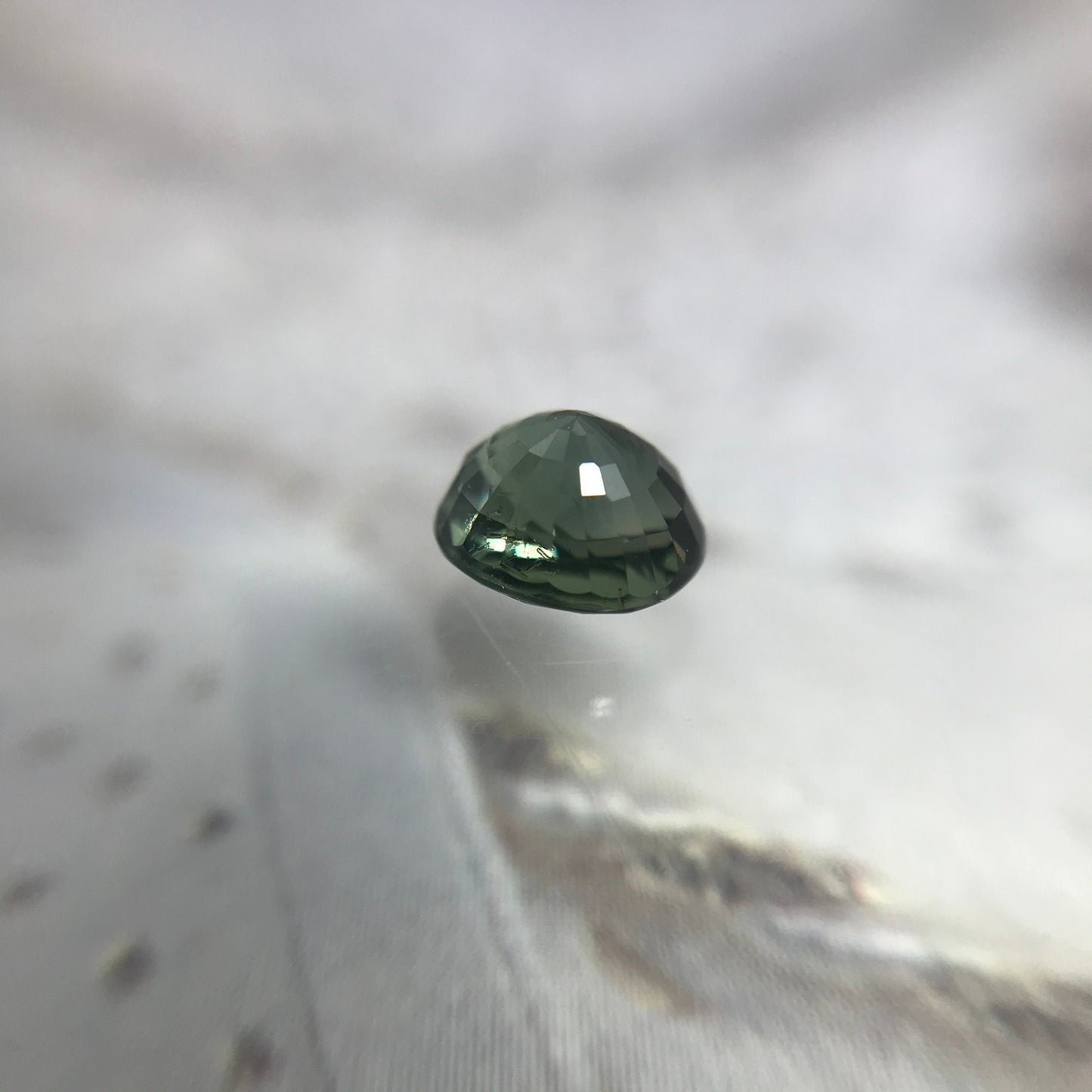 1.10 carat Natural Green Sapphire 5.7x5mm Oval Cut Faceted Loose Bluish Green Sapphire