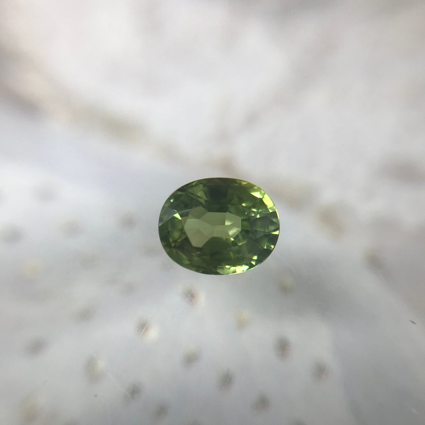 0.67 carat Natural Green Sapphire 5.6x4.5mmOval Cut Corundum Faceted Loose Unmounted Gemstone Earth Mined Genuine Stone Yellowish Green