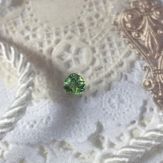 0.50 carat Natural Sapphire 4.7x4.5mm Fat Pear Cut Green Corundum Faceted Loose Unmounted Gemstone Earth Mined Genuine Stone