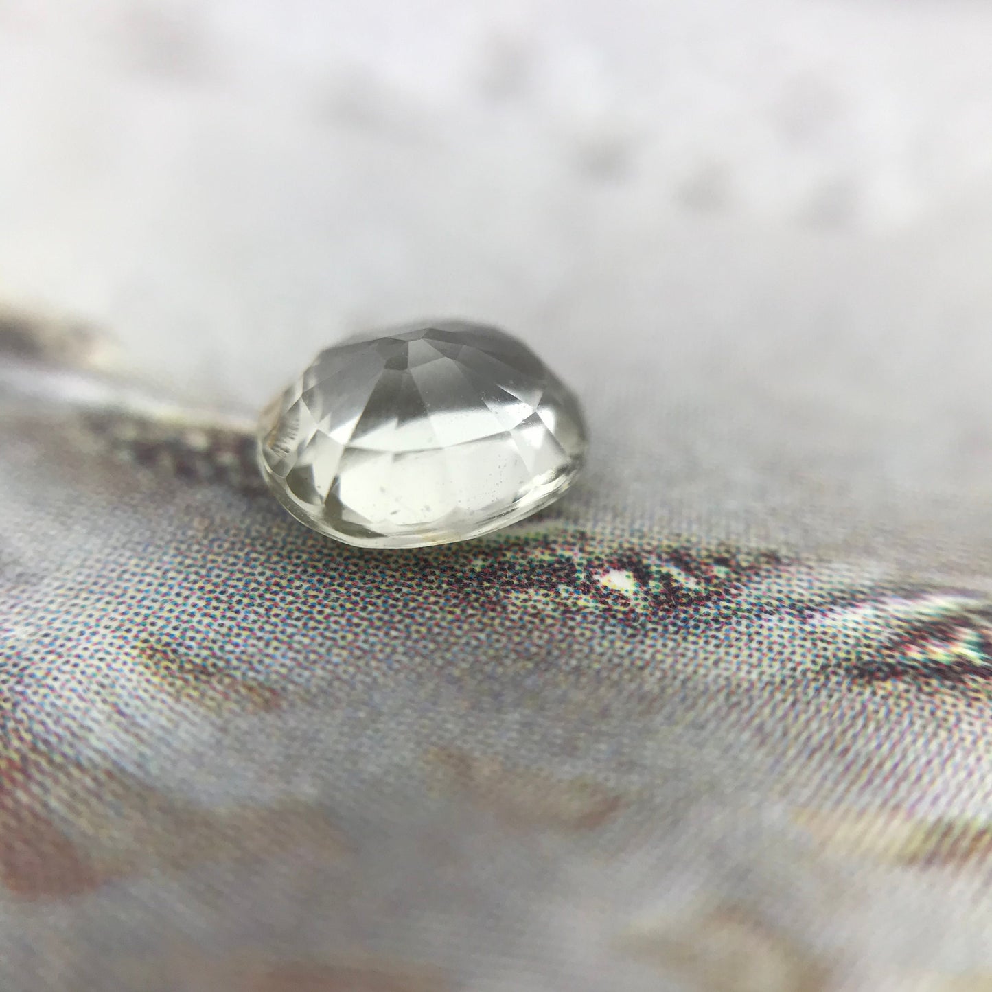 Natural Light Yellow Sapphire 0.82 cts 6x4.7mm Oval Corundum Gem Faceted Loose Likely 6x5mm