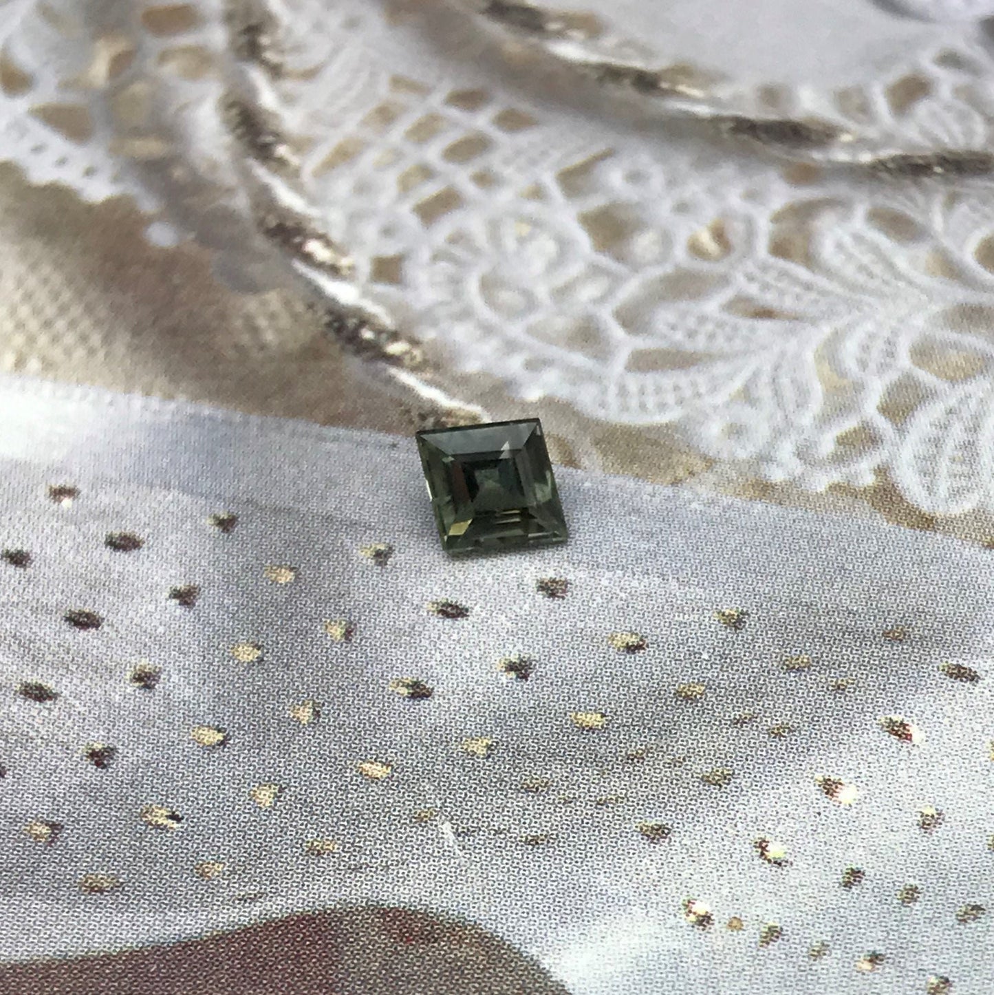 Natural Sapphire 6.3x5.5mm 0.61 Carat - Green to Purple Color Change Gemstone - Lozenege Cut  Corundum Gem Faceted Loose Unmounted