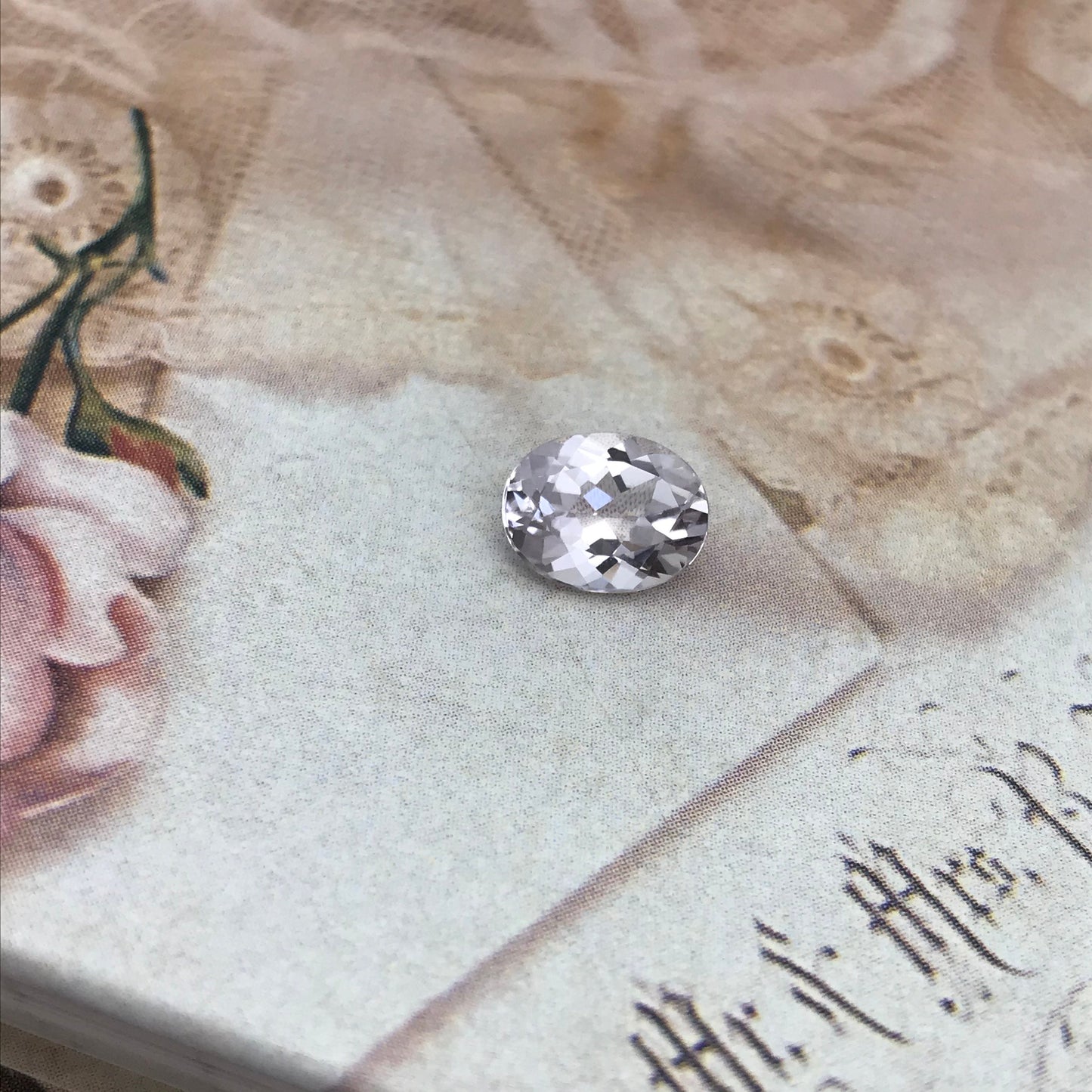 Light Pink Morganite 1.68 cts 9x7mm Oval Cut Light Peach Pink Faceted Gem Loose Beryl Gemstone Unmounted Stone 7x9mm US Seller Flowing Gems