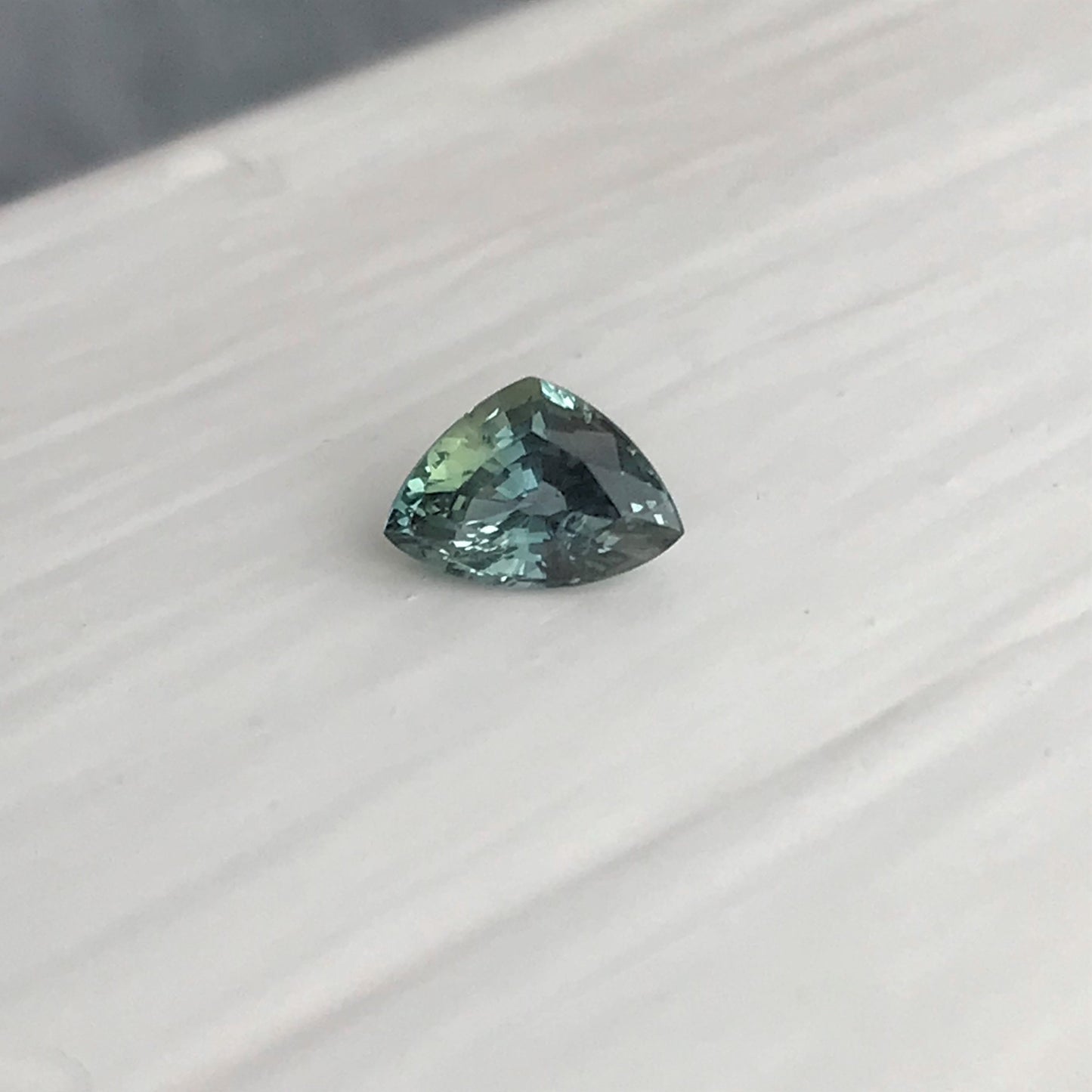 Natural Bluish Green Sapphire 7x5mm 0.95 Carat Gemstone Trillion Cut Corundum Gem Faceted Loose Unmounted