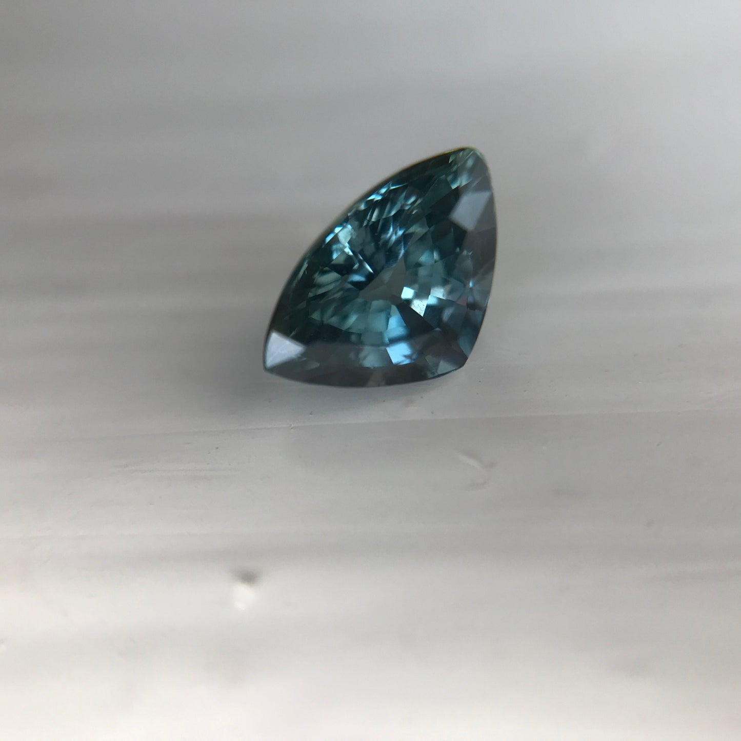 Natural Bluish Green Sapphire 6x4mm 0.70 Carat Gemstone Trillion Cut Corundum Gem Faceted Loose Unmounted