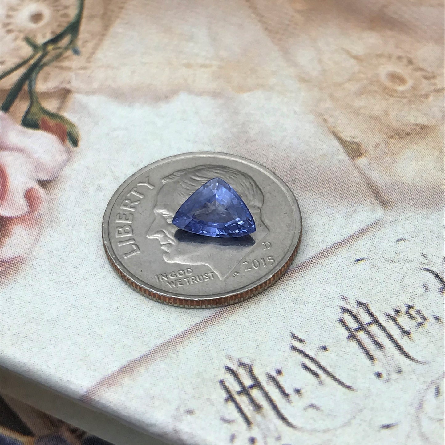 Natural Medium Light Blue Sapphire 7.3x5.2mm Trillion Triangle 0.85 carat Corundum Gem Faceted Loose Unmounted Gemstone Heated Sapphire