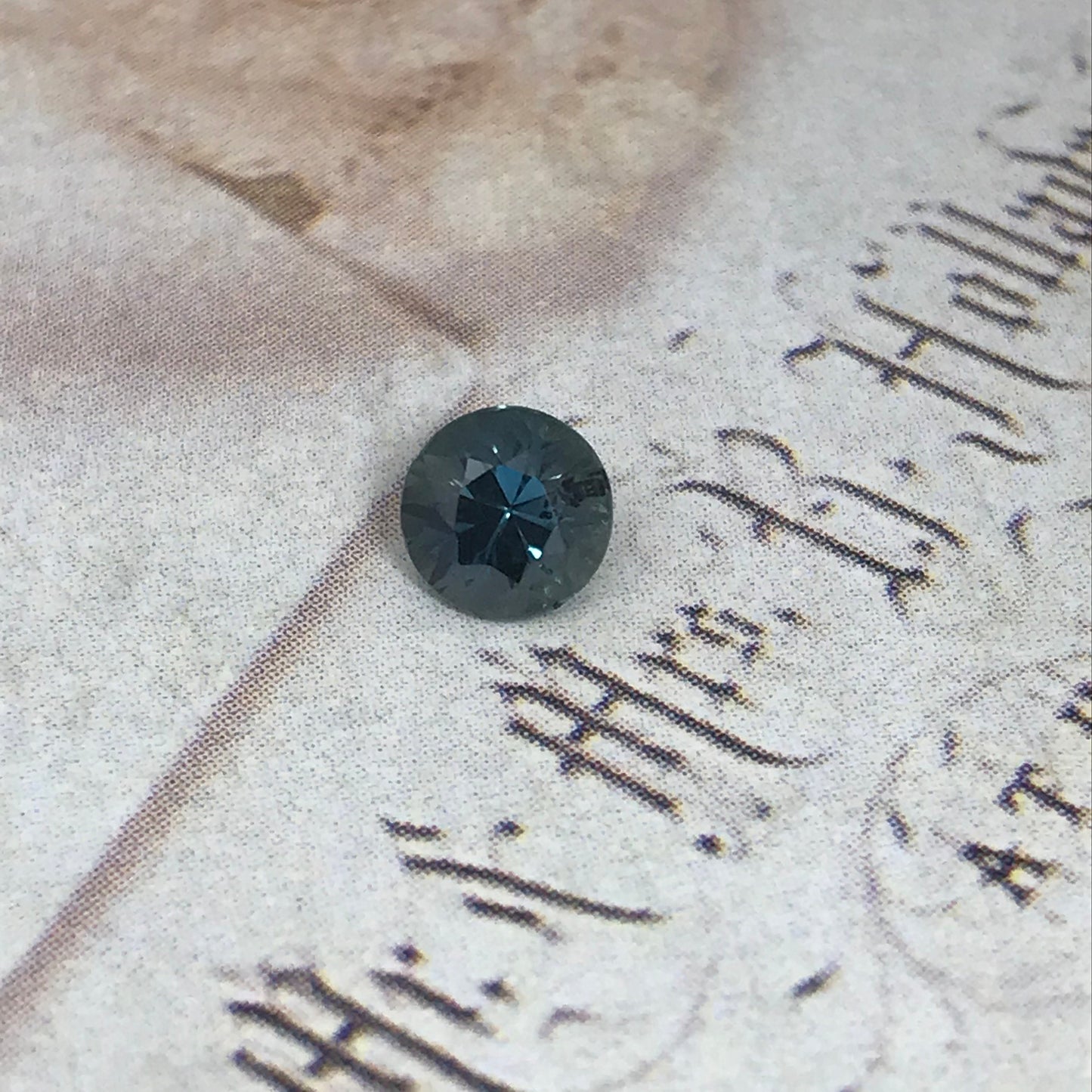 Untreated 5.4 mm Round Natural Blue Sapphire 0.89 Carat Corundum Fancy Sapphire Faceted Loose Gemstone Earth Mined Stone Approx. 5.5mm Round