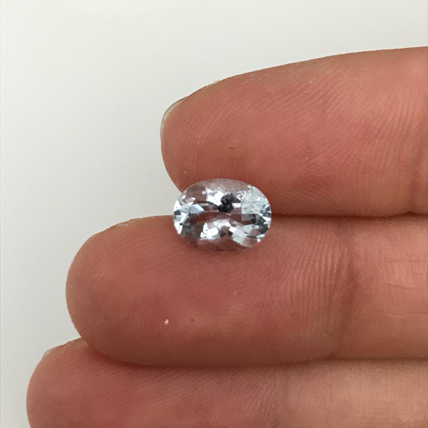 1.43 carat Light Blue Aquamarine 8.7x6.6mm Brilliant Oval Cut, Unmounted Faceted Loose Gemstone for Jewelry Setting