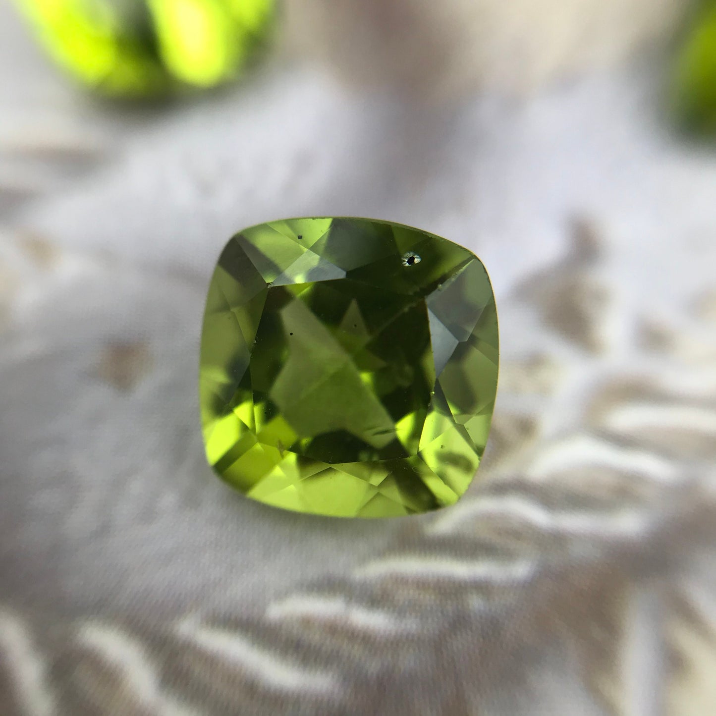 Green Peridot 9 mm Cushion Cut 3.5 to 4.0 carats Loose Natural Gem August Birthstone Faceted Unmounted Gemstone, Natural Peridot