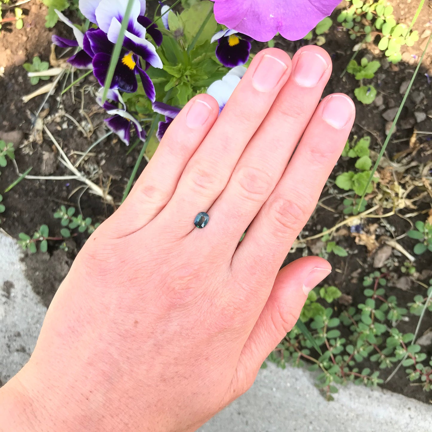 Natural Bi-Color Sapphire 6.2x4.7mm Oval 0.72 Carat Corundum Faceted Loose Unmounted Gemstone Earth Mined Gem - US Seller - Peacock Sapphire