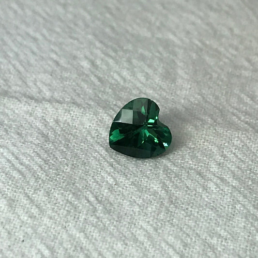 Lab Created Green Quartz 8mm Heart Cut 1.59 Carat Faceted Gem Loose Gemstone Unmounted Quartz- Synthetic Green Quartz- Lab Grown Man Made